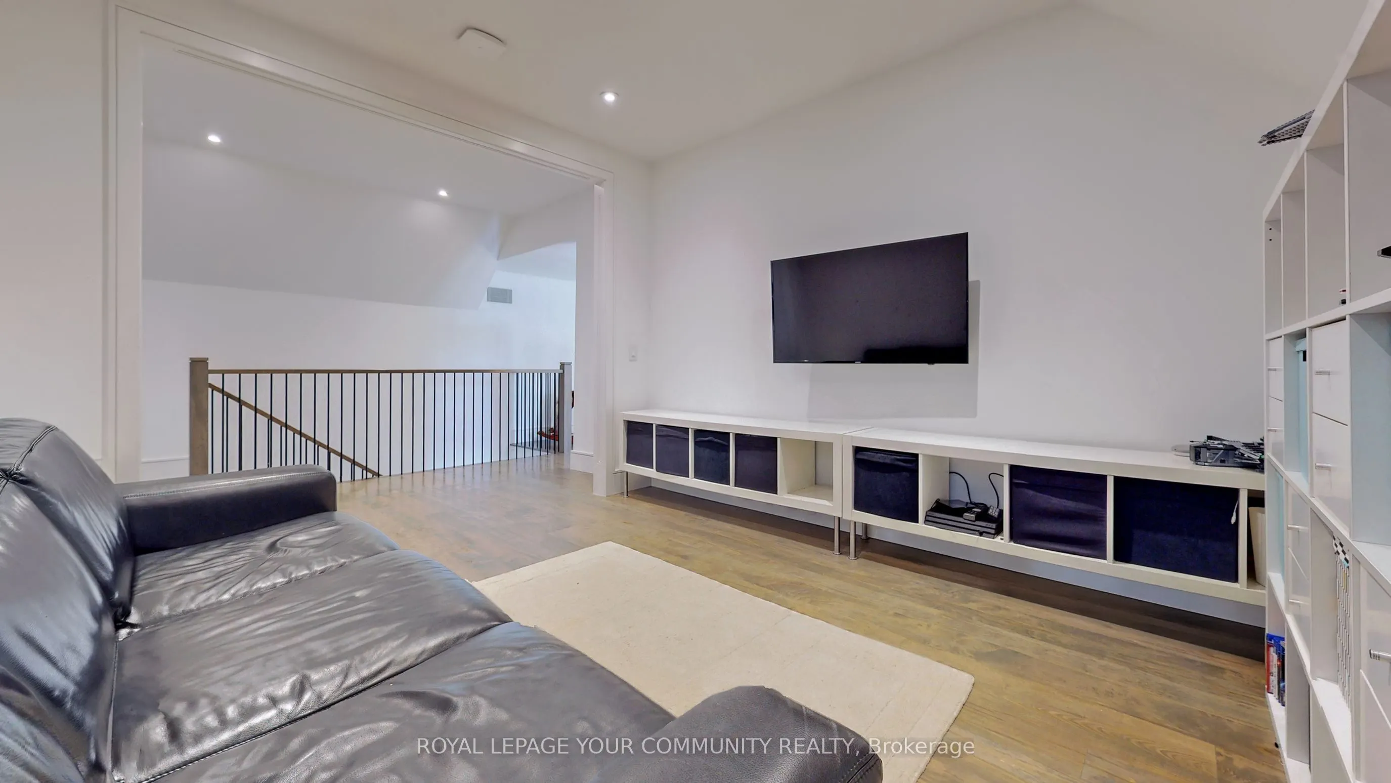 557 Aintree Drive