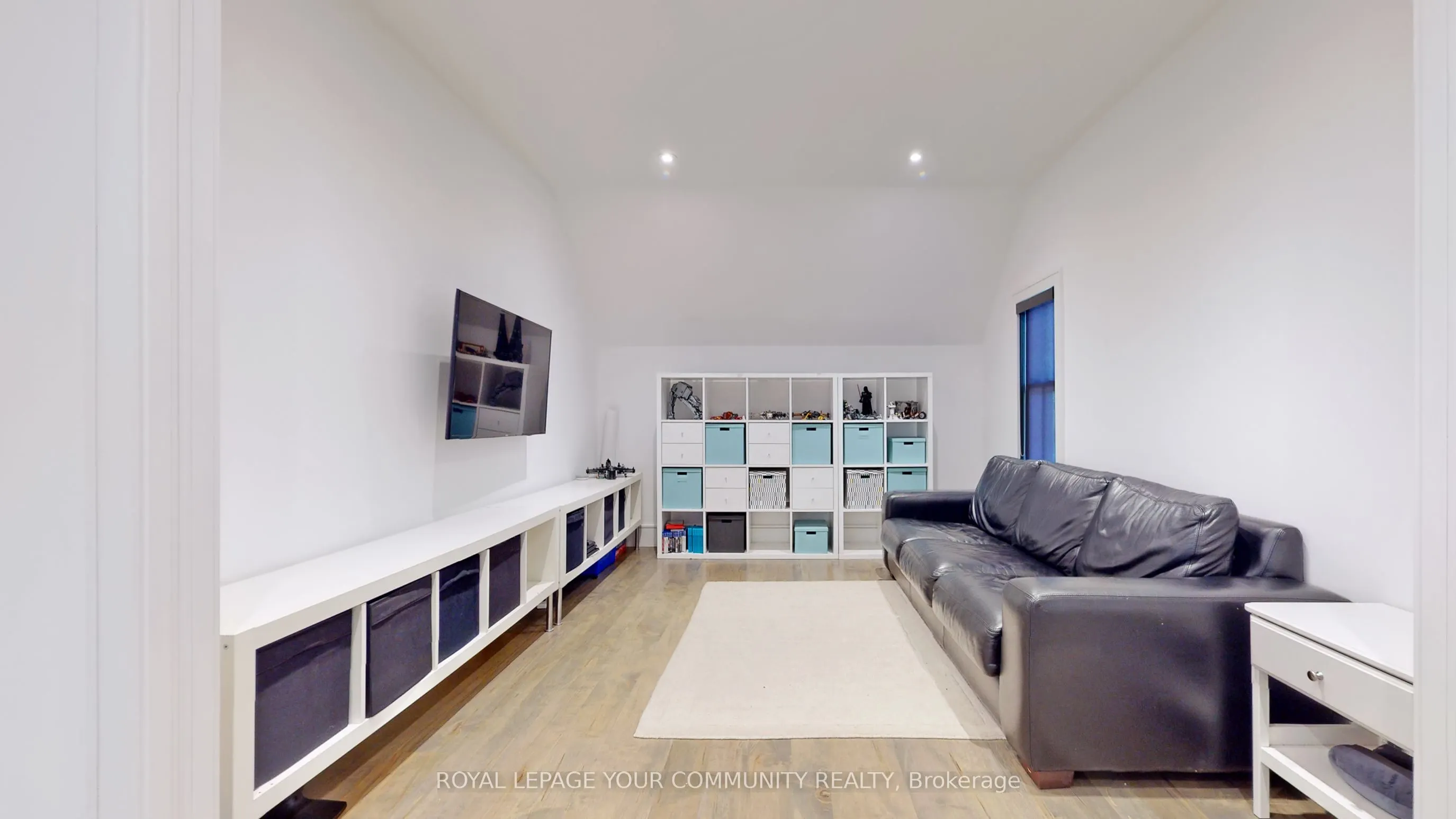 557 Aintree Drive