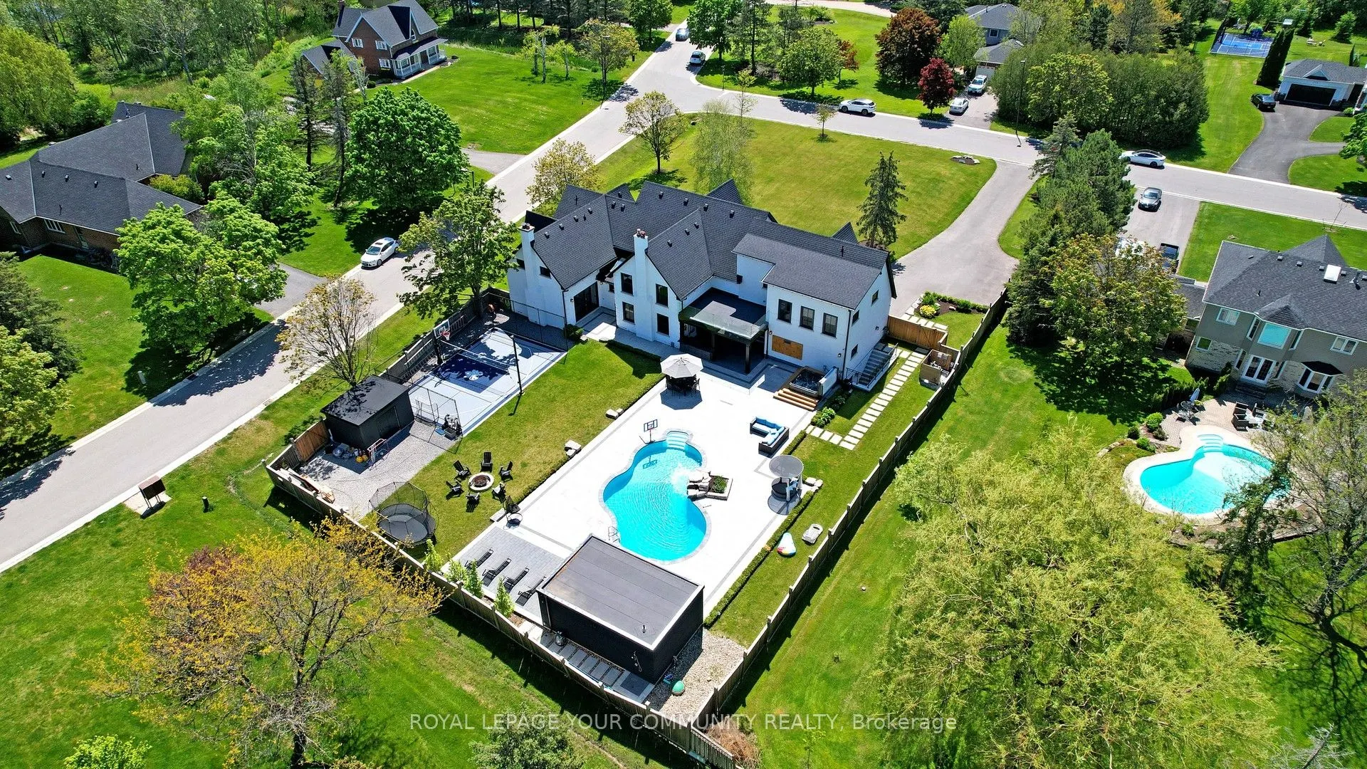 557 Aintree Drive