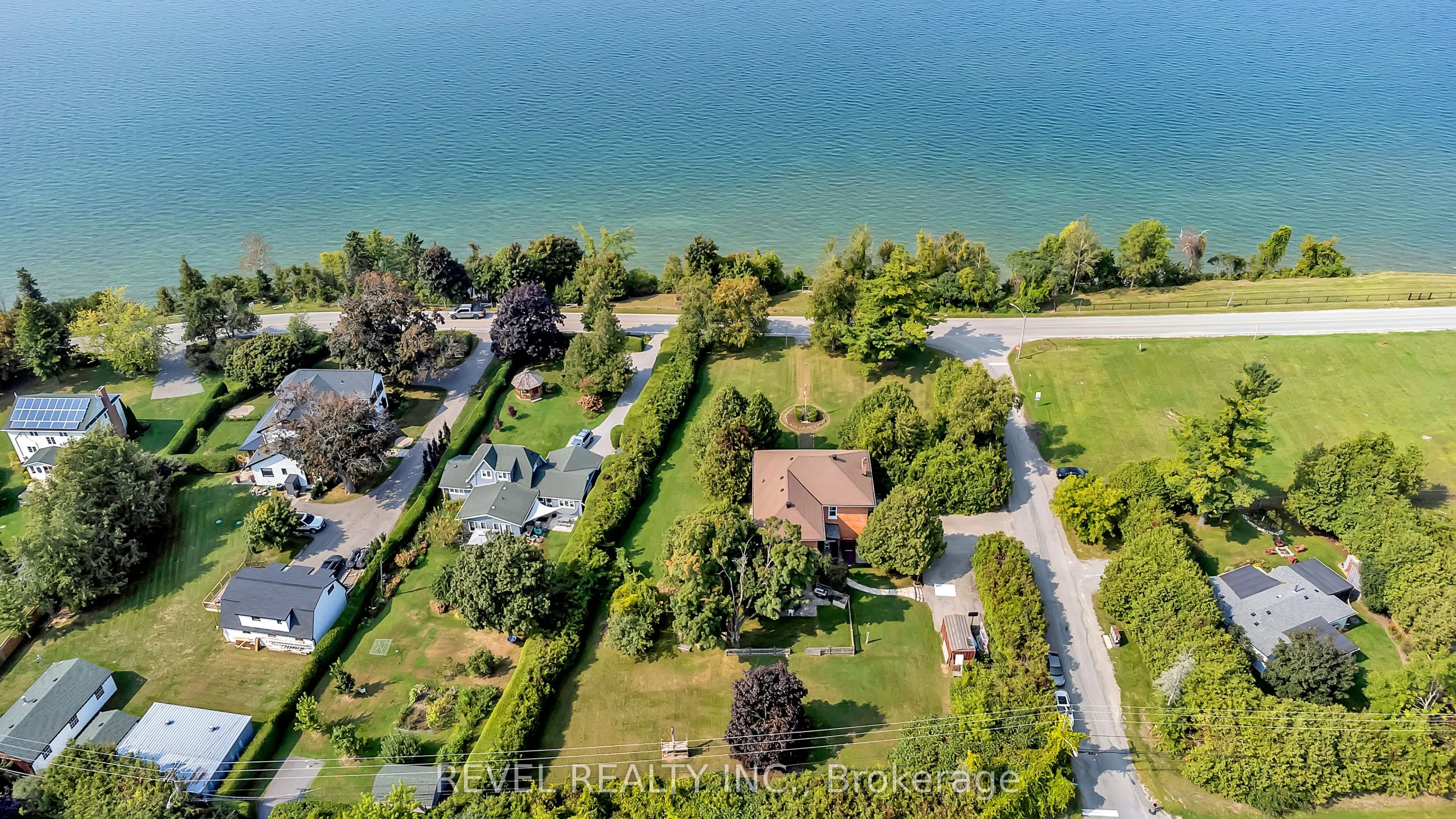 351 Hedge Road