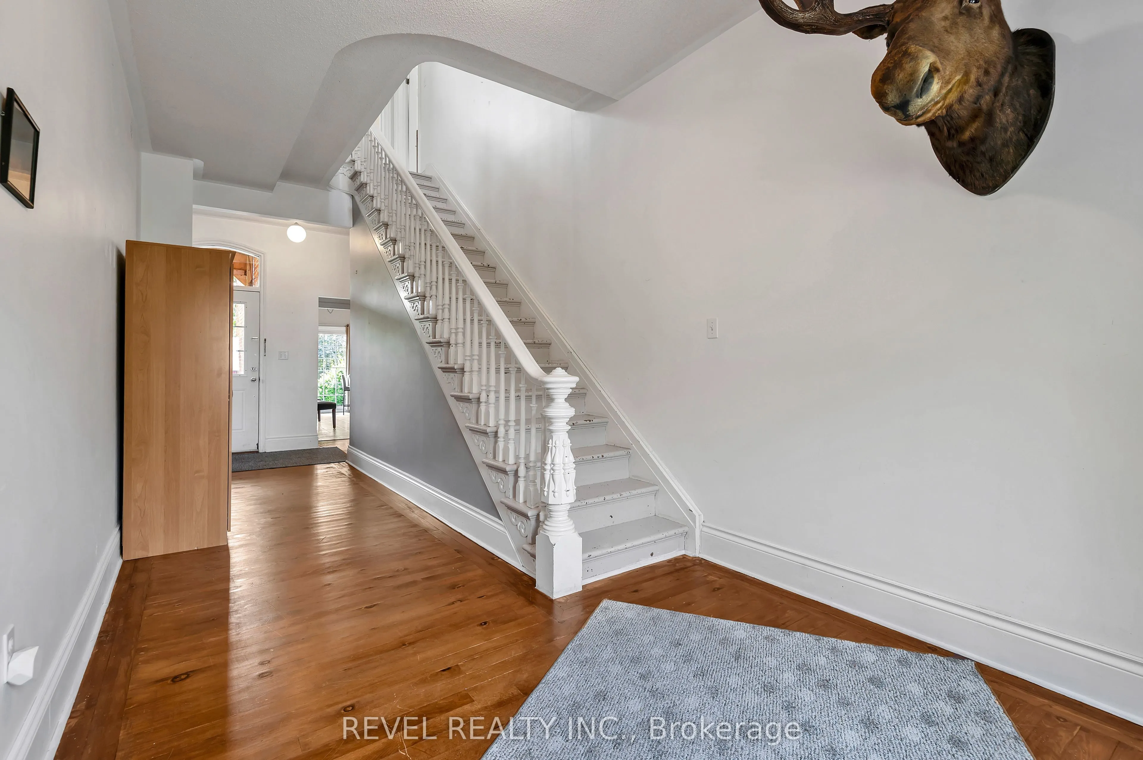 351 Hedge Road