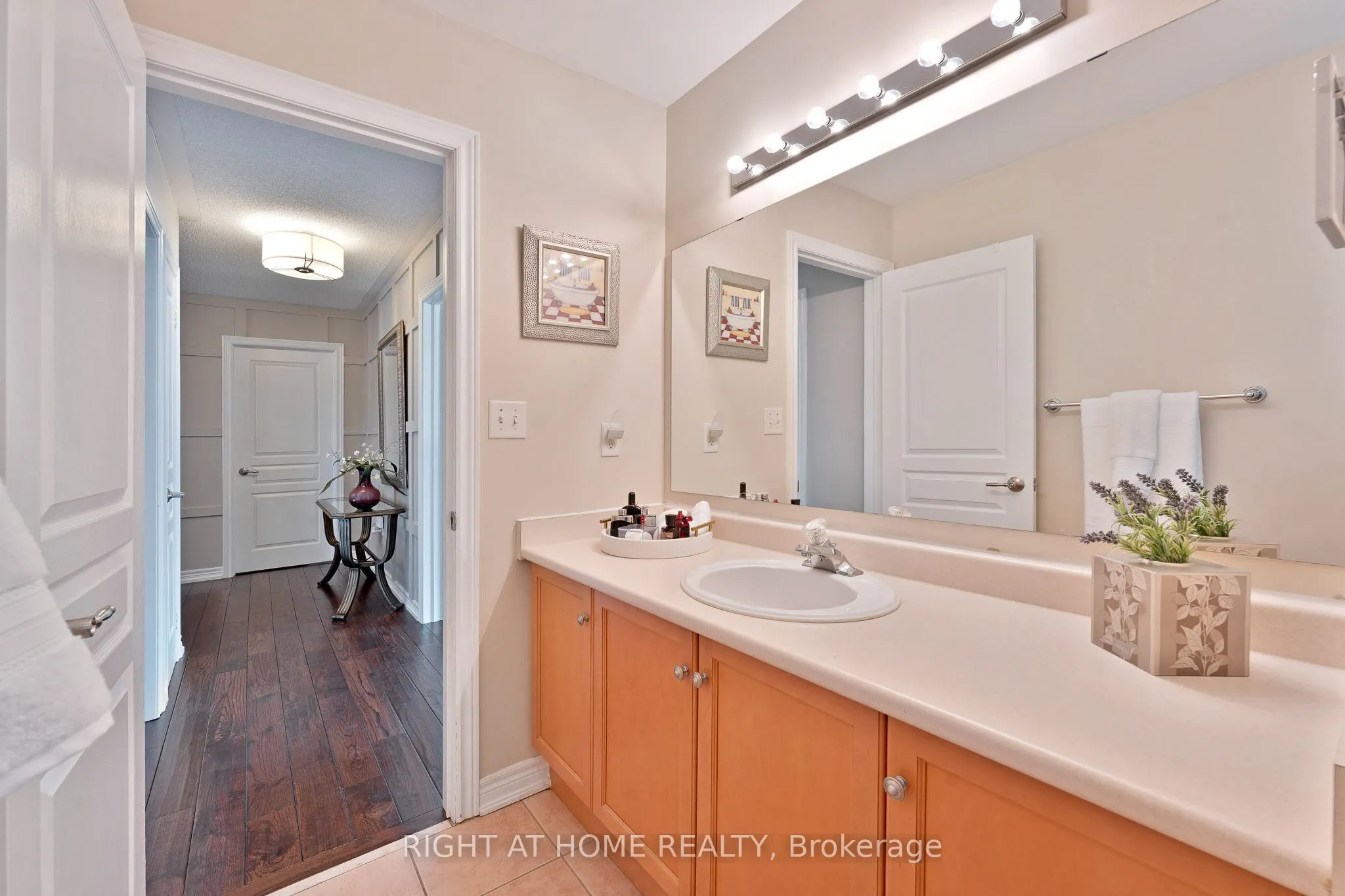 37 Newbridge Avenue