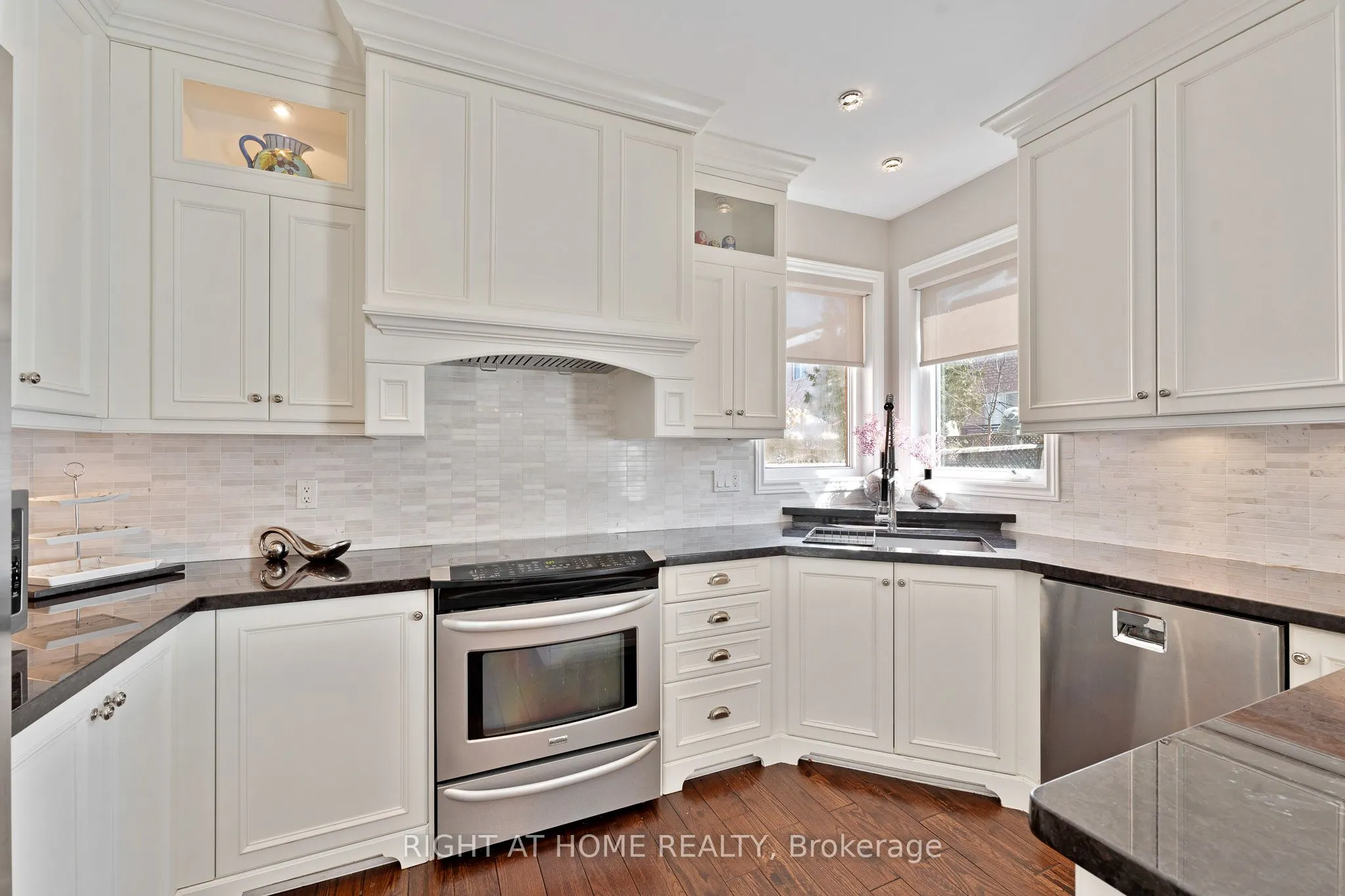 37 Newbridge Avenue