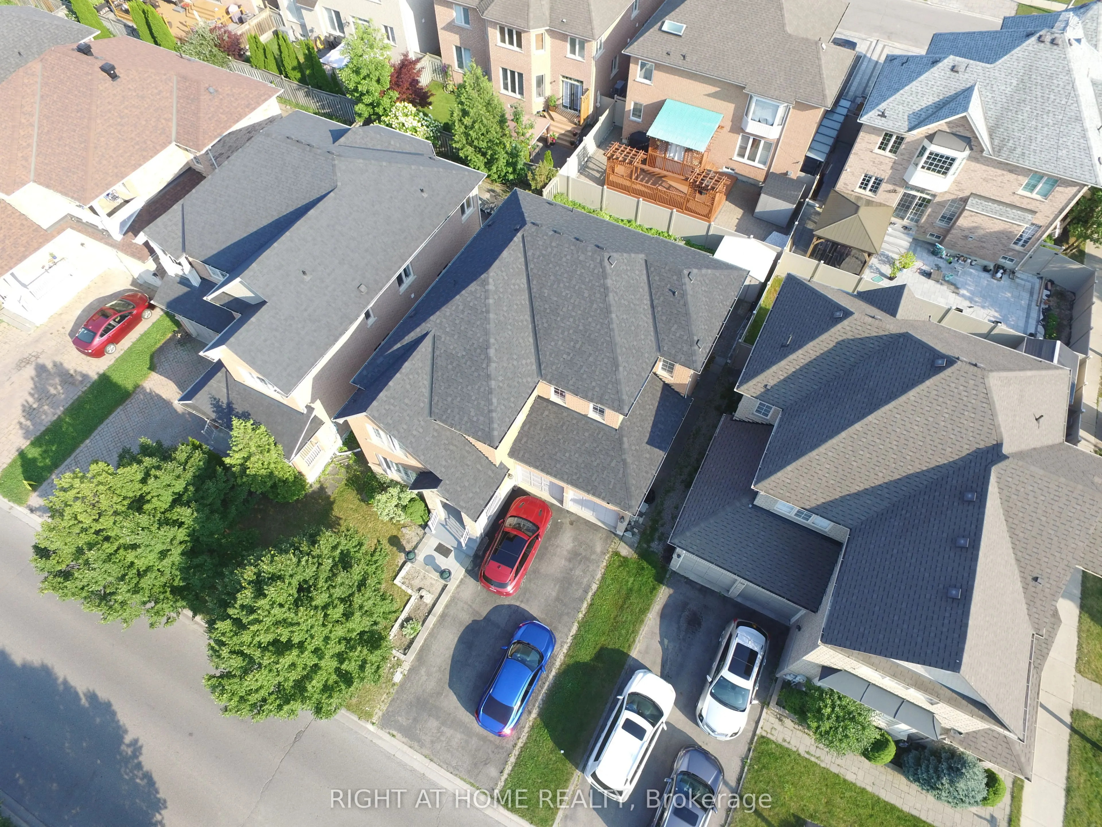 37 Newbridge Avenue