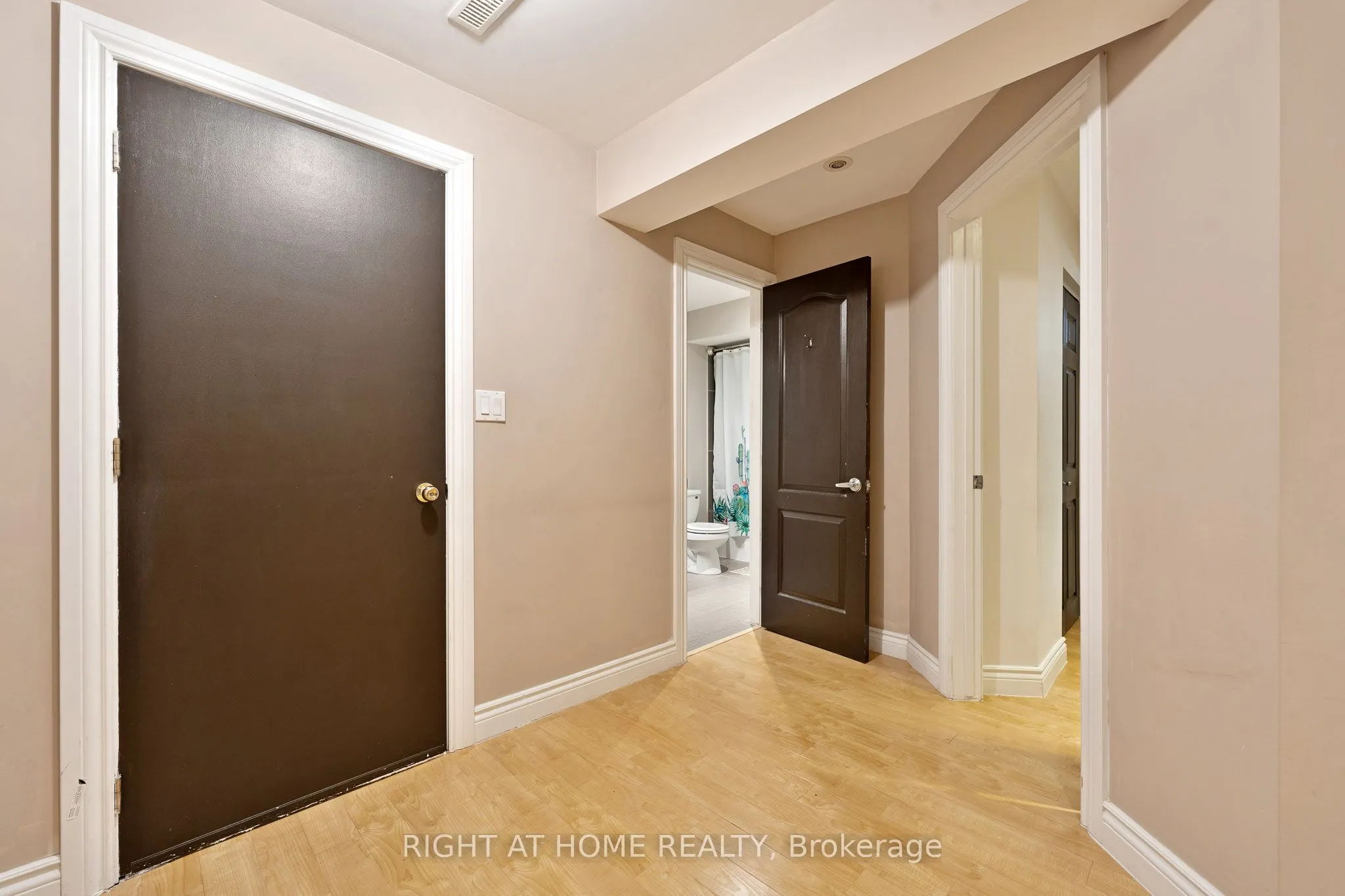 37 Newbridge Avenue