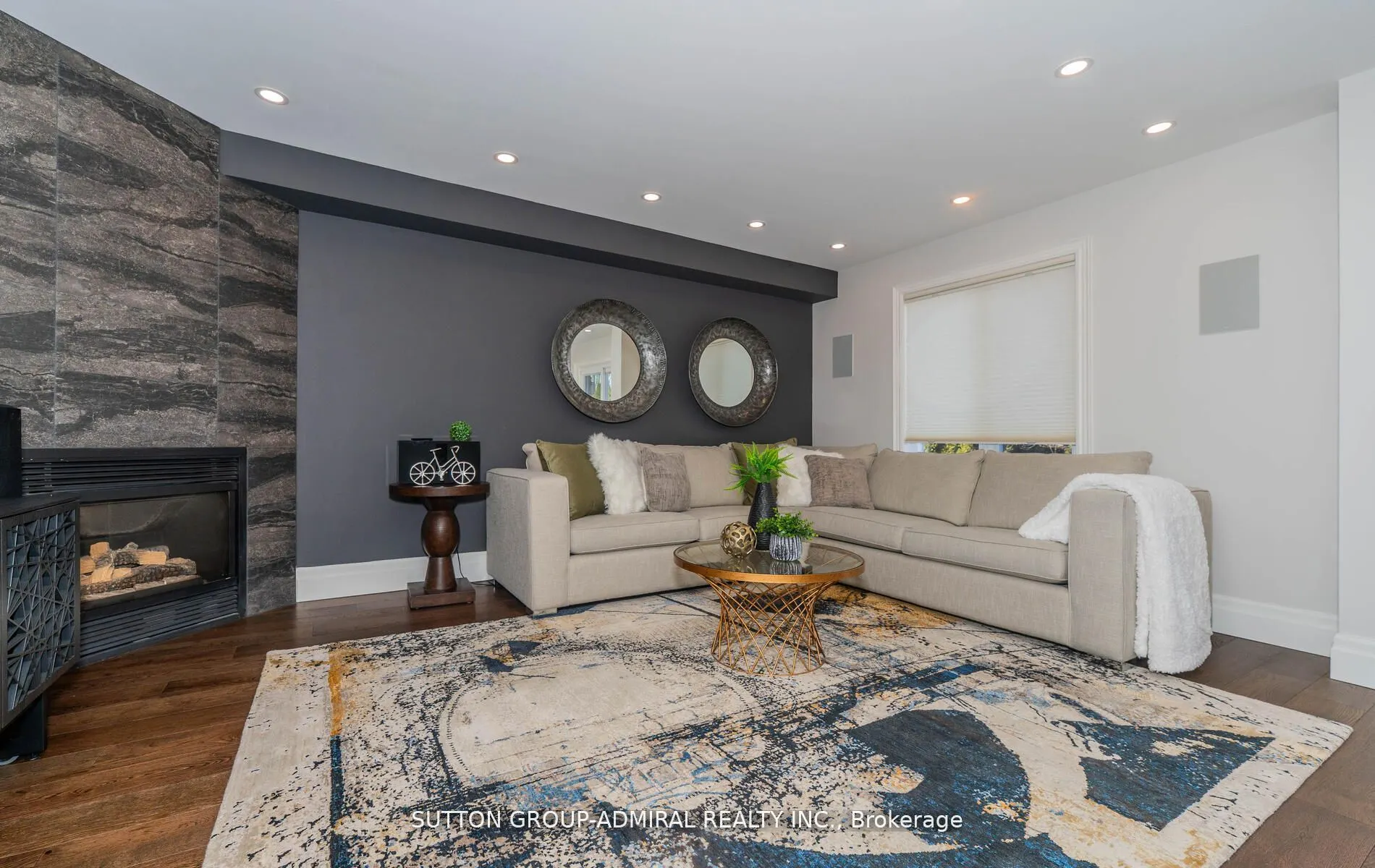473 HIGHCLIFFE Drive