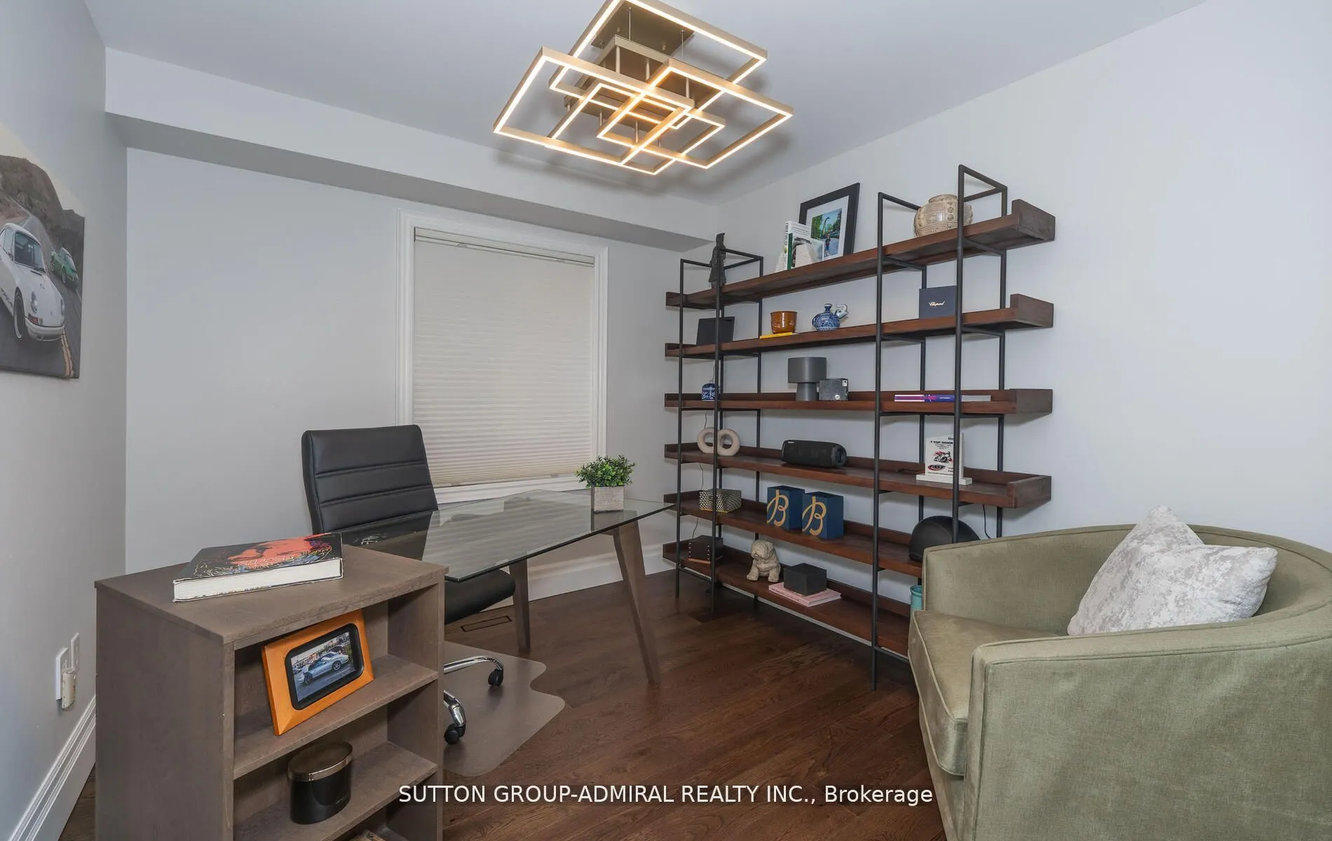 473 HIGHCLIFFE Drive