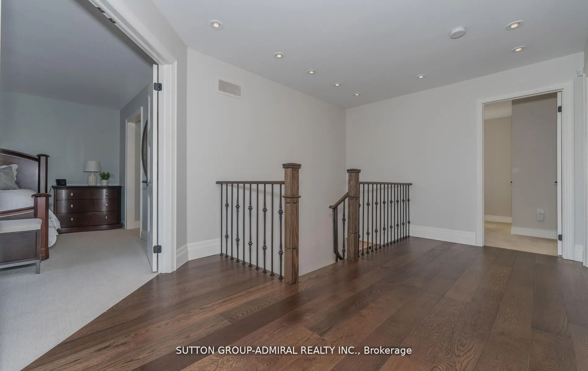 473 HIGHCLIFFE Drive