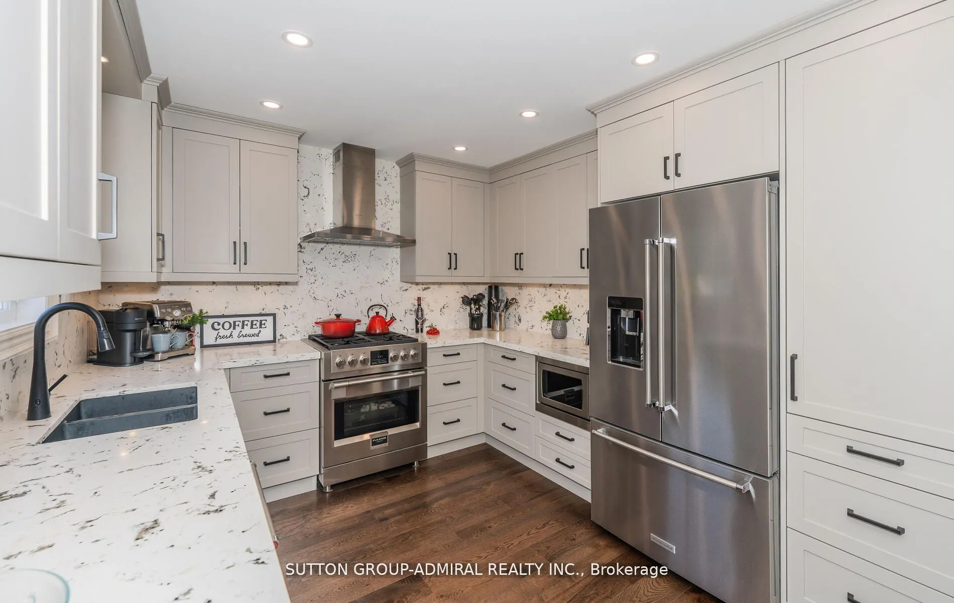 473 HIGHCLIFFE Drive
