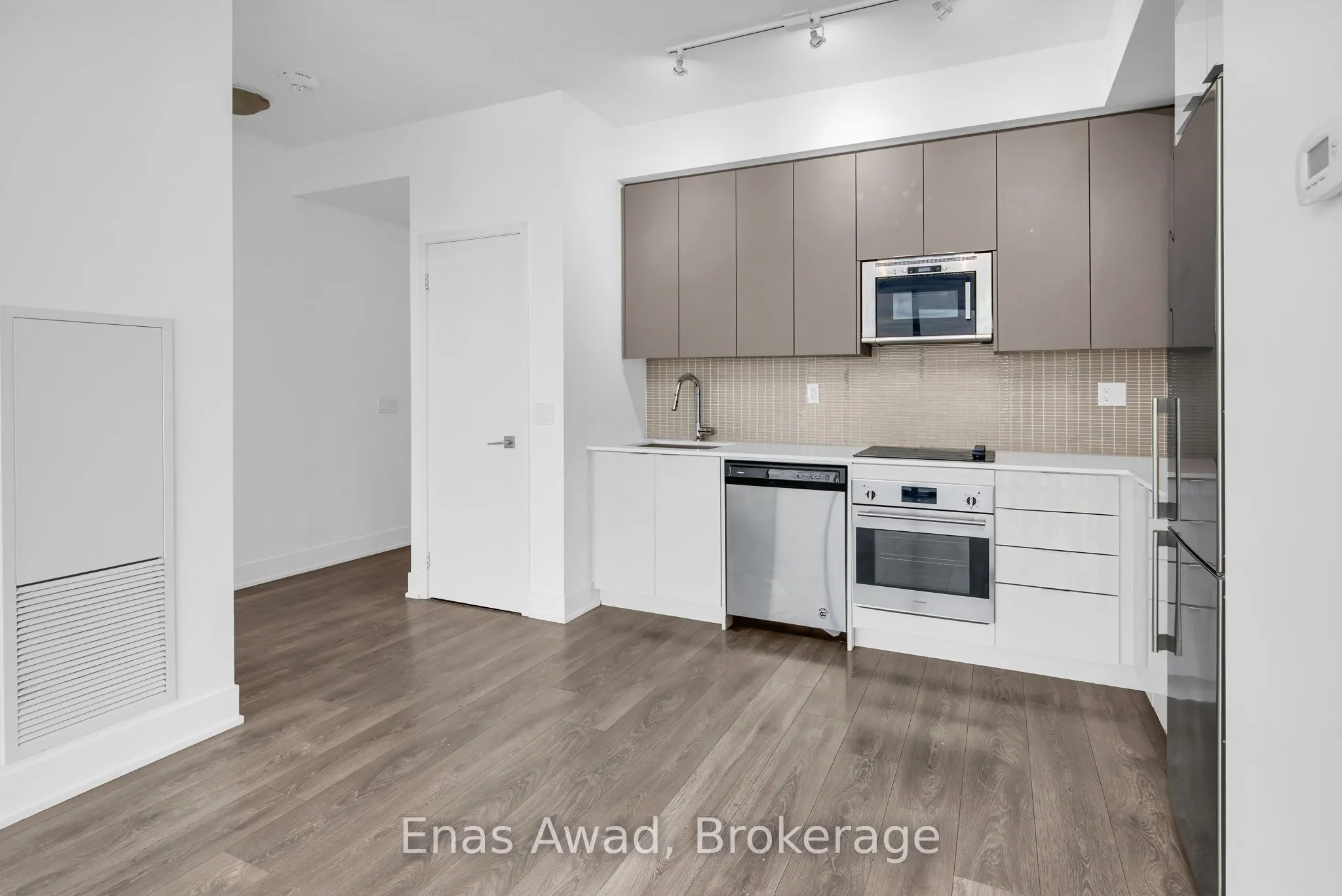 2916 Highway 7, #3207
