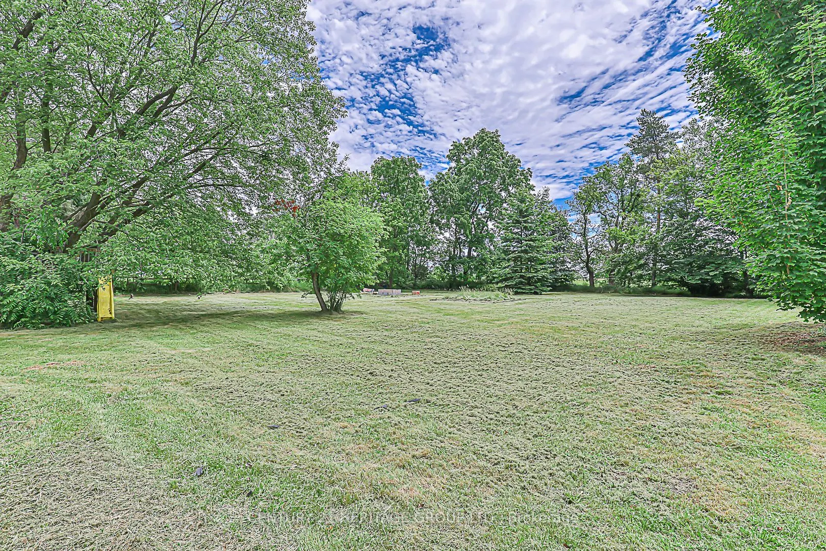 4533 Mount Albert Road