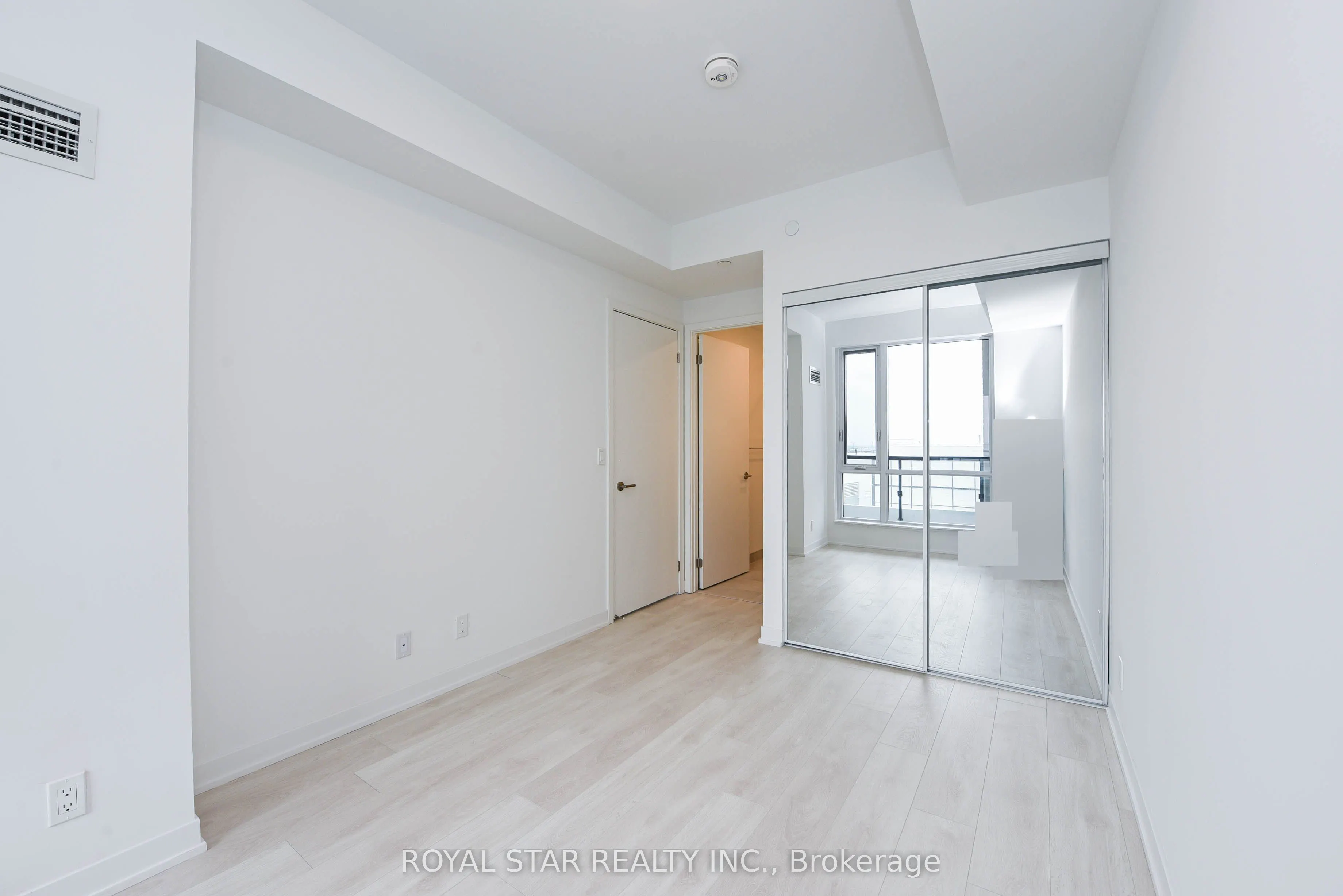 7950 Bathurst Street, #1502