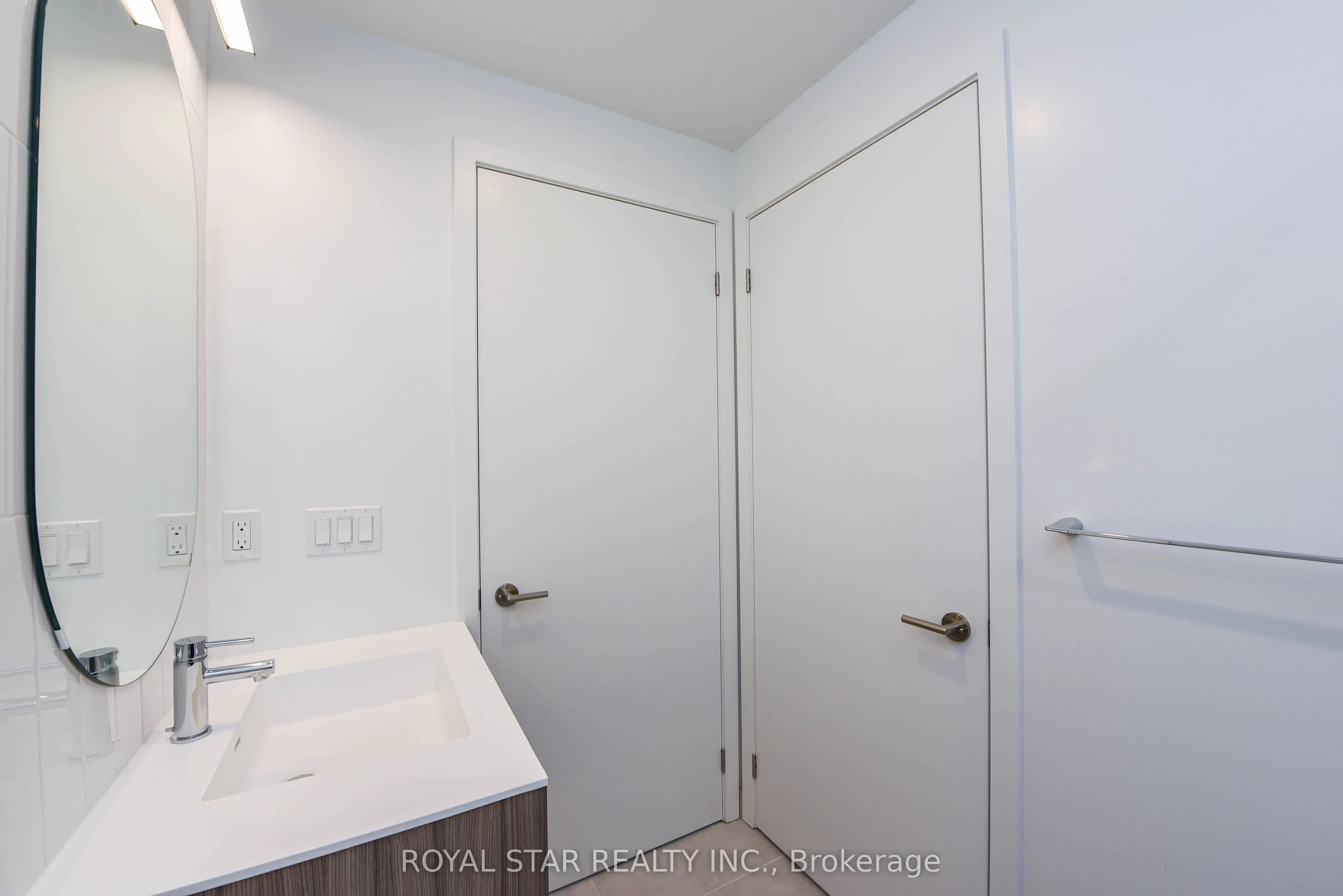 7950 Bathurst Street, #1502