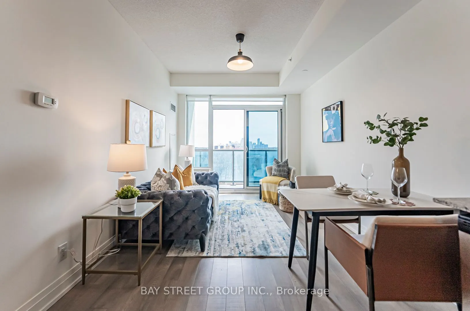7167 Yonge Street #718