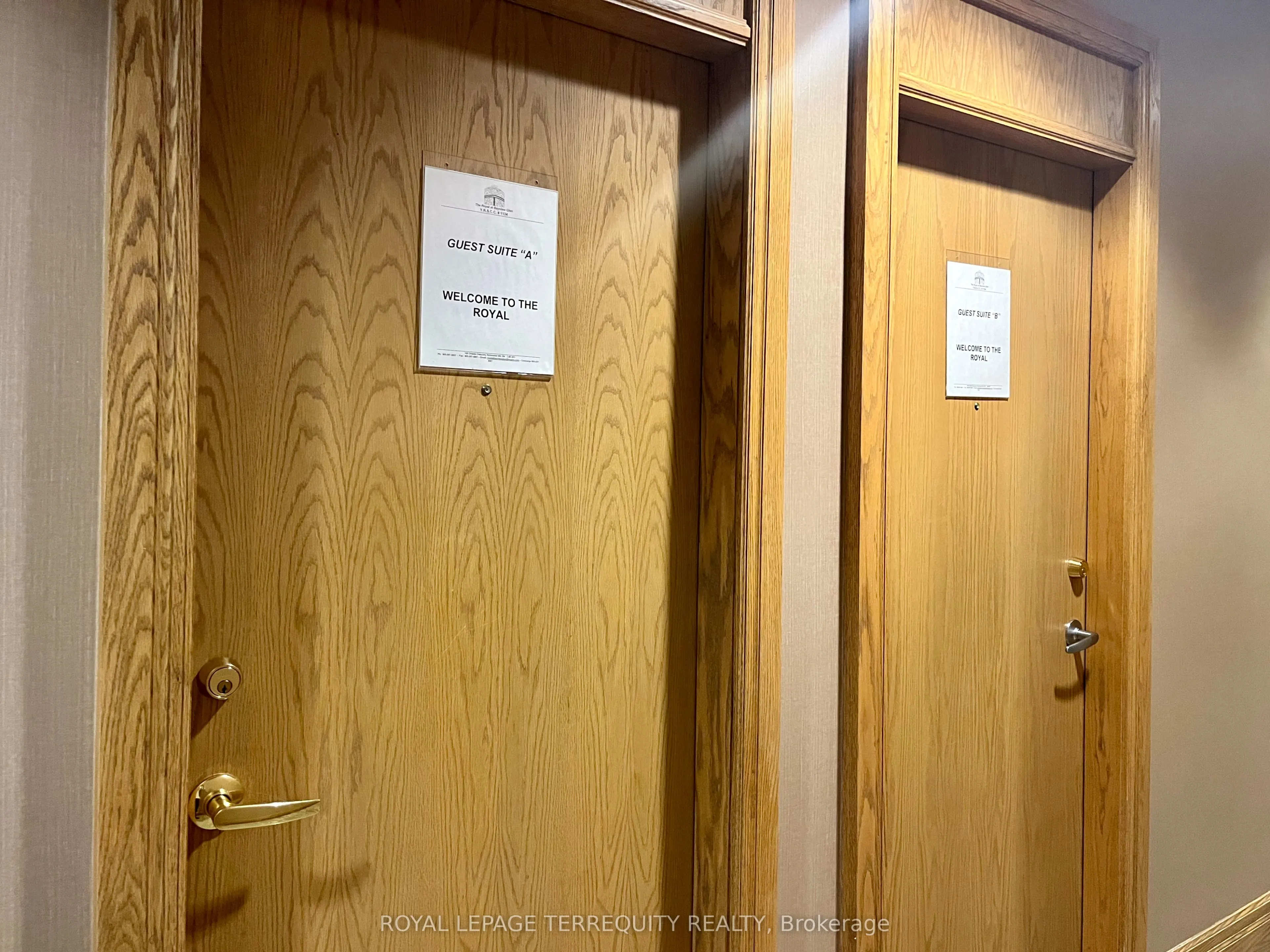 185 Oneida Crescent, #812