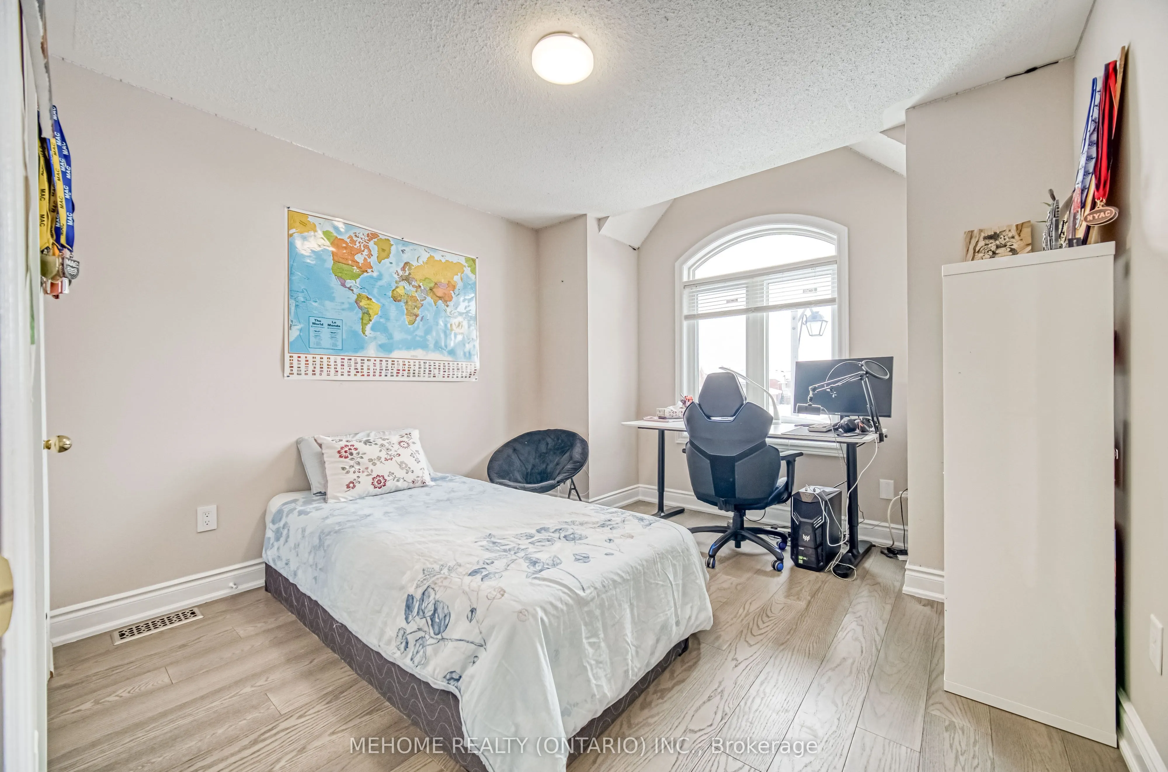 72 Vandervoort Drive