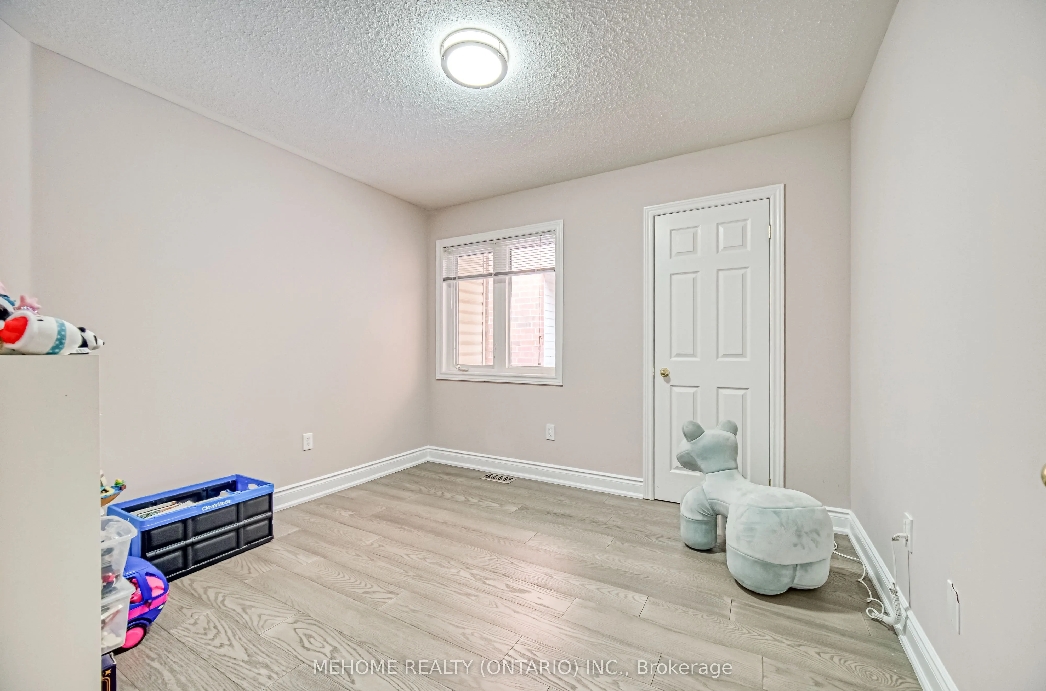 72 Vandervoort Drive