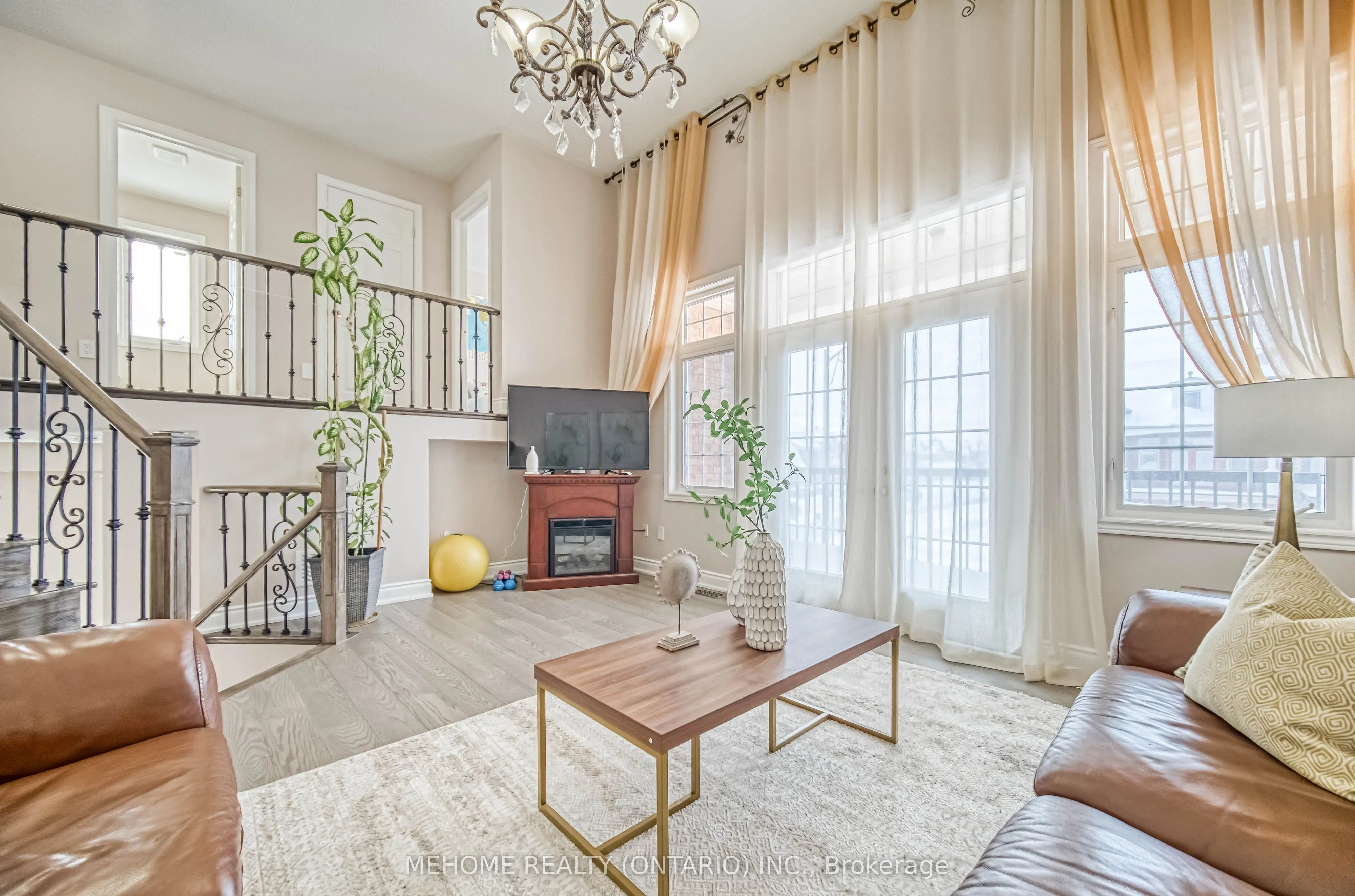 72 Vandervoort Drive