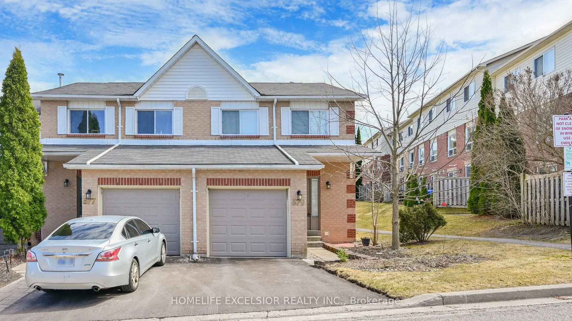 579 Gibney Crescent, #1