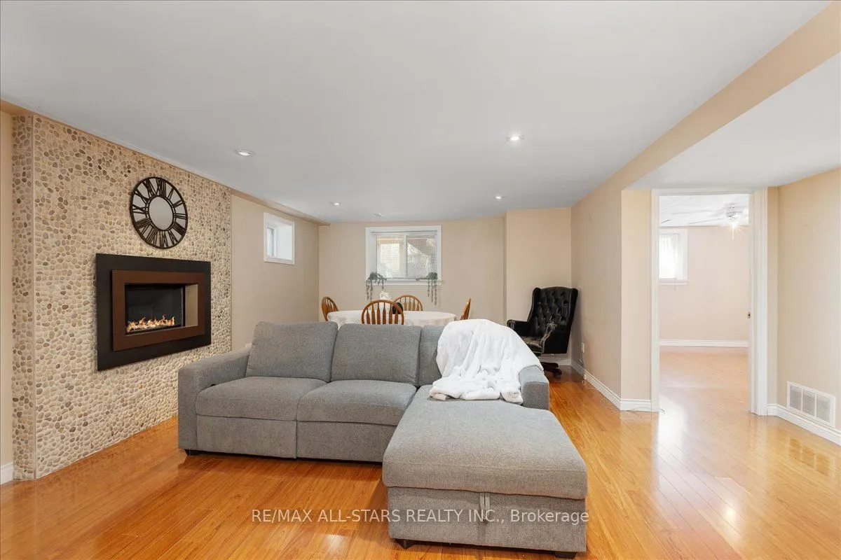 93 Sunbird Boulevard