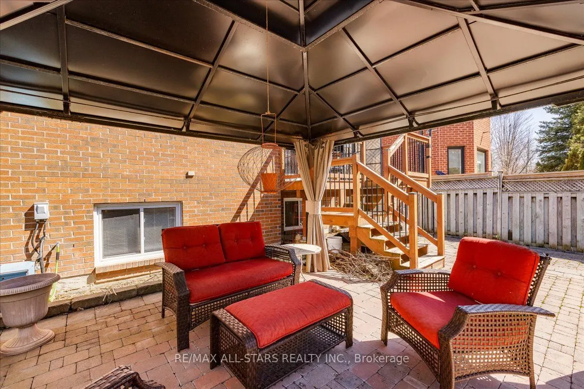 93 Sunbird Boulevard