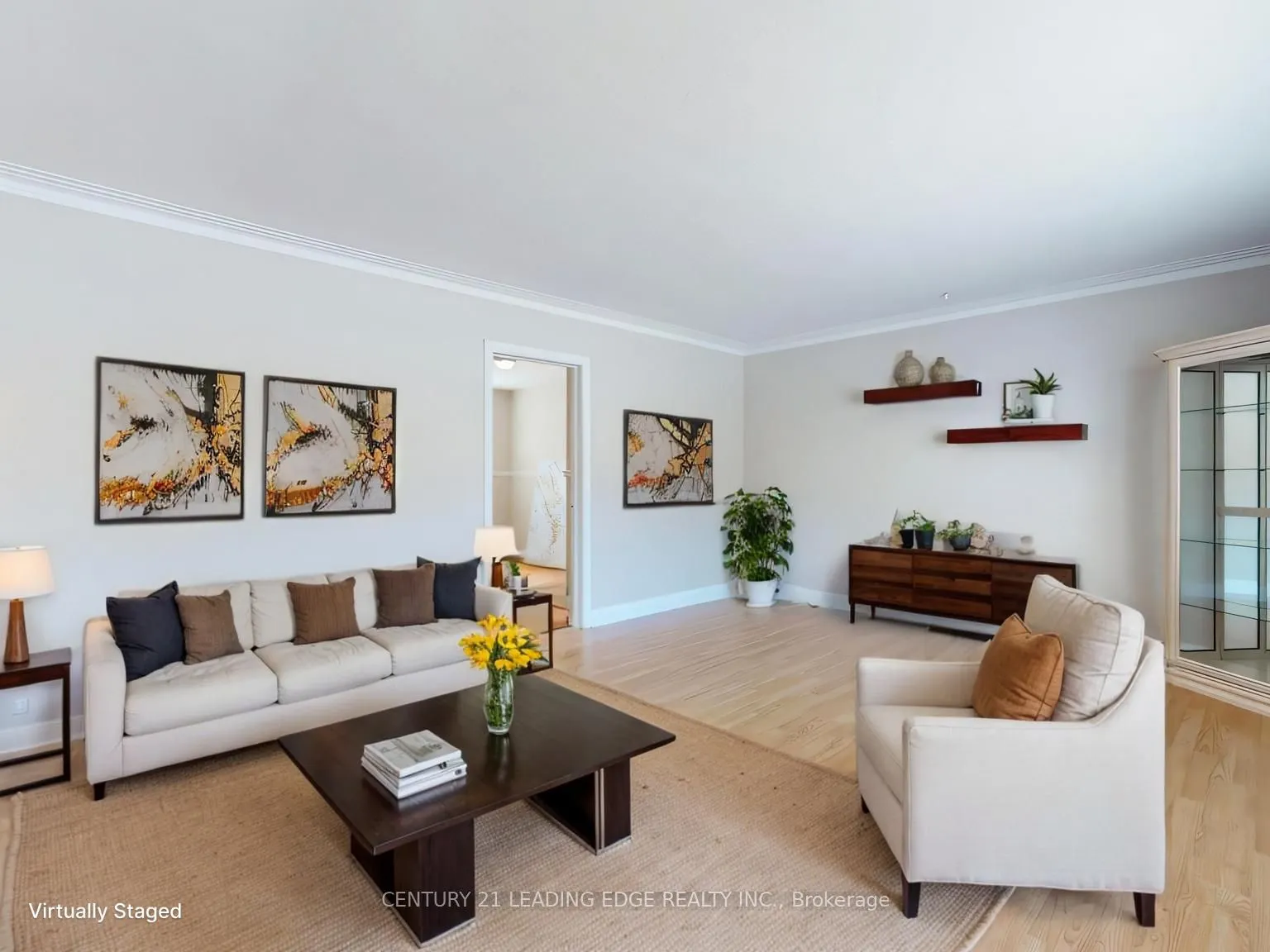 350 The Queensway S