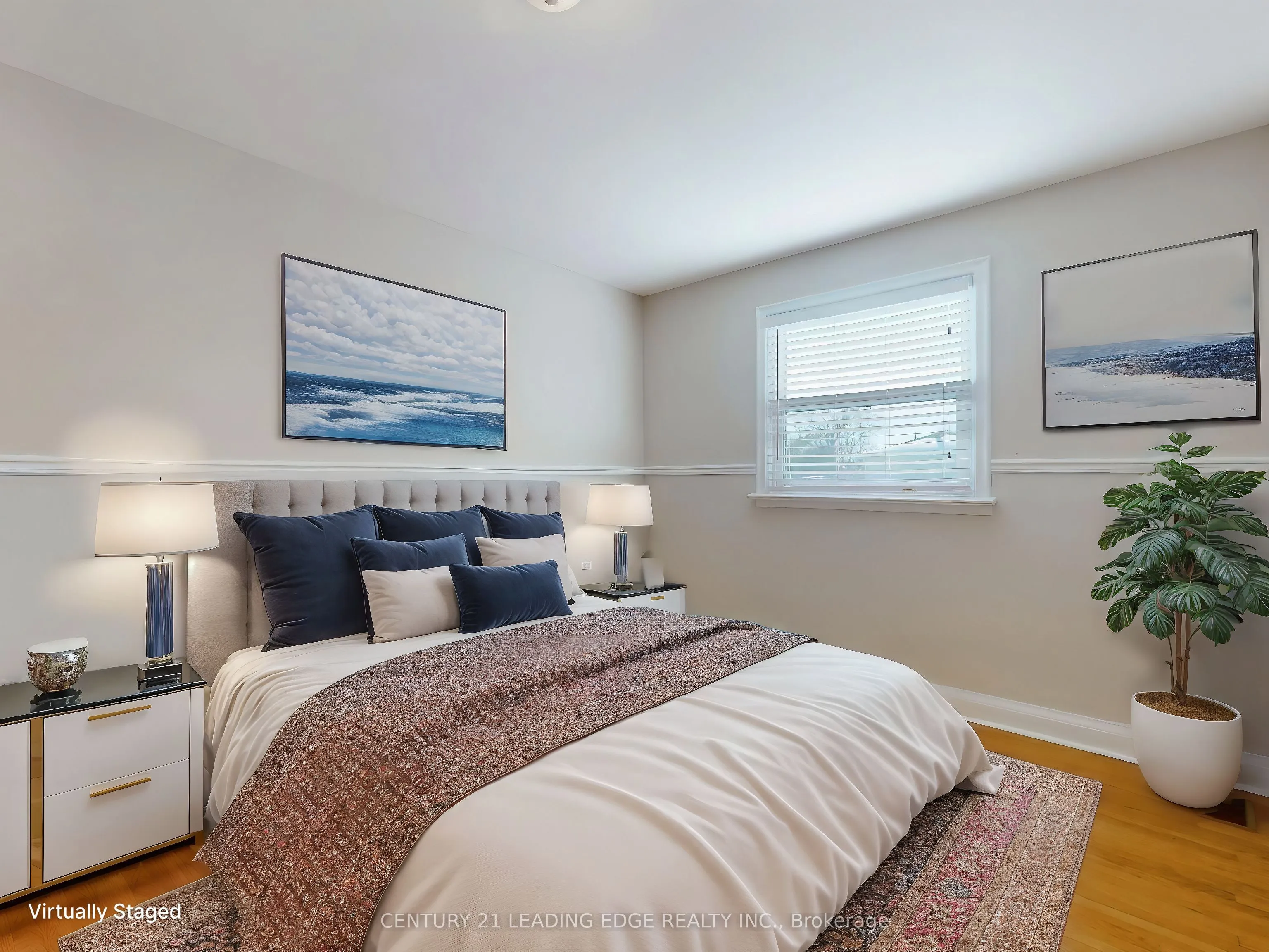 350 The Queensway S