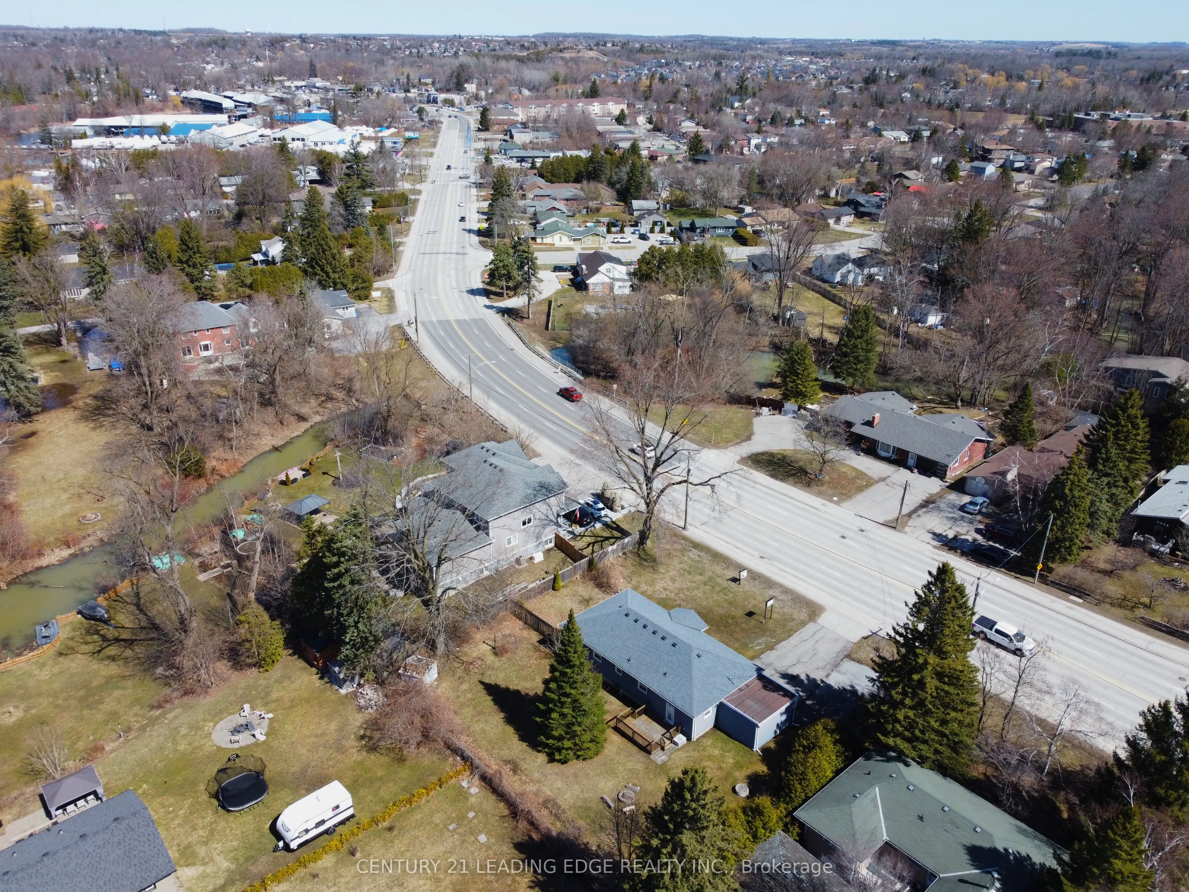 350 The Queensway S