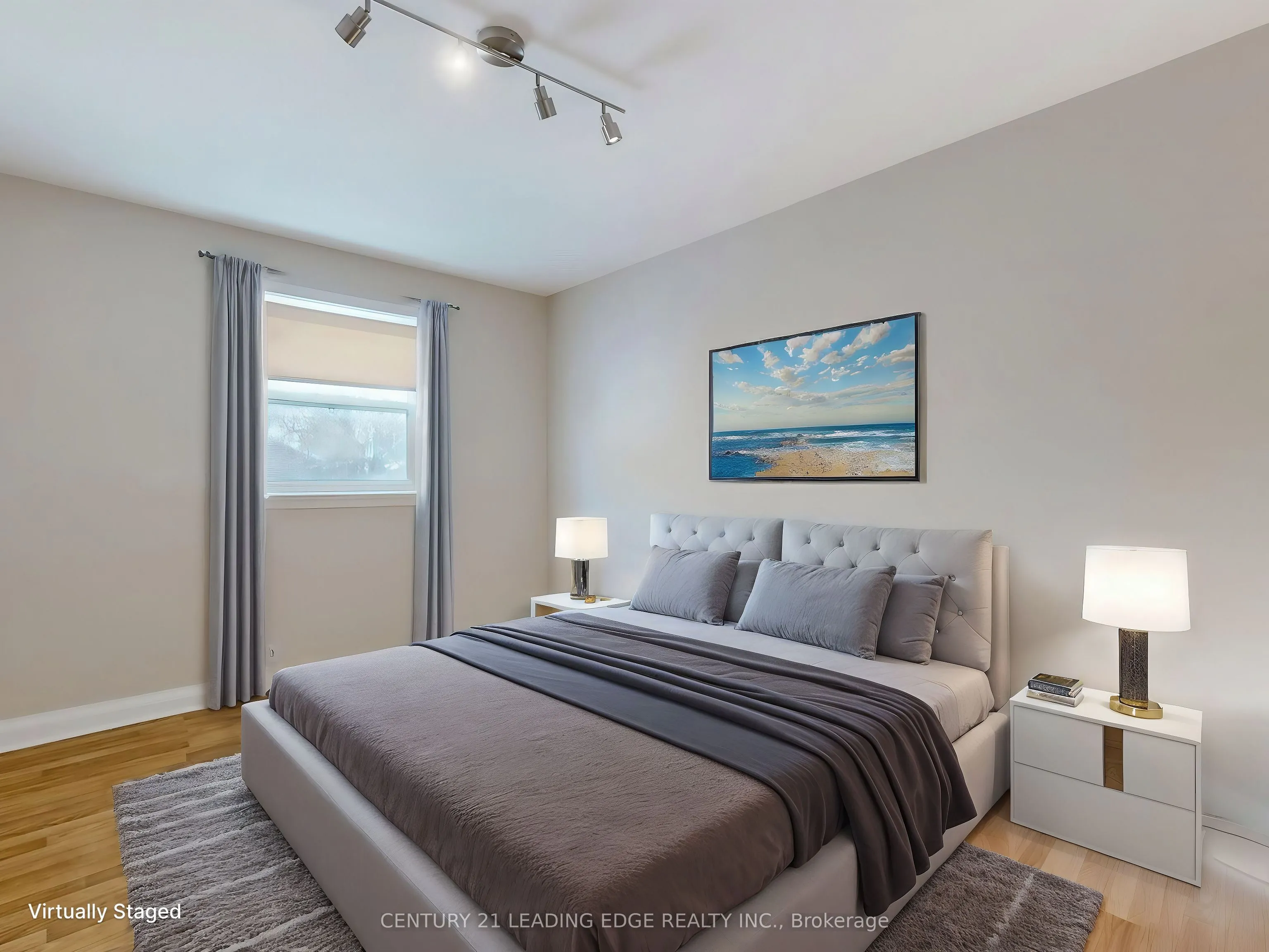 350 The Queensway S
