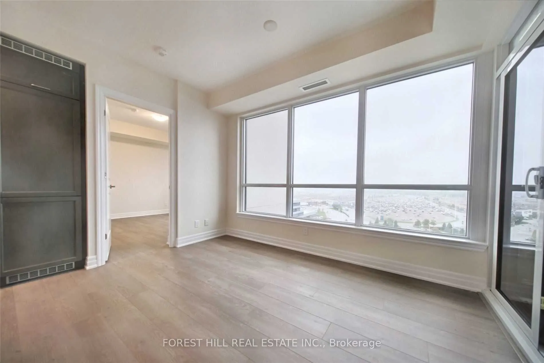 9075 Jane Street #1909