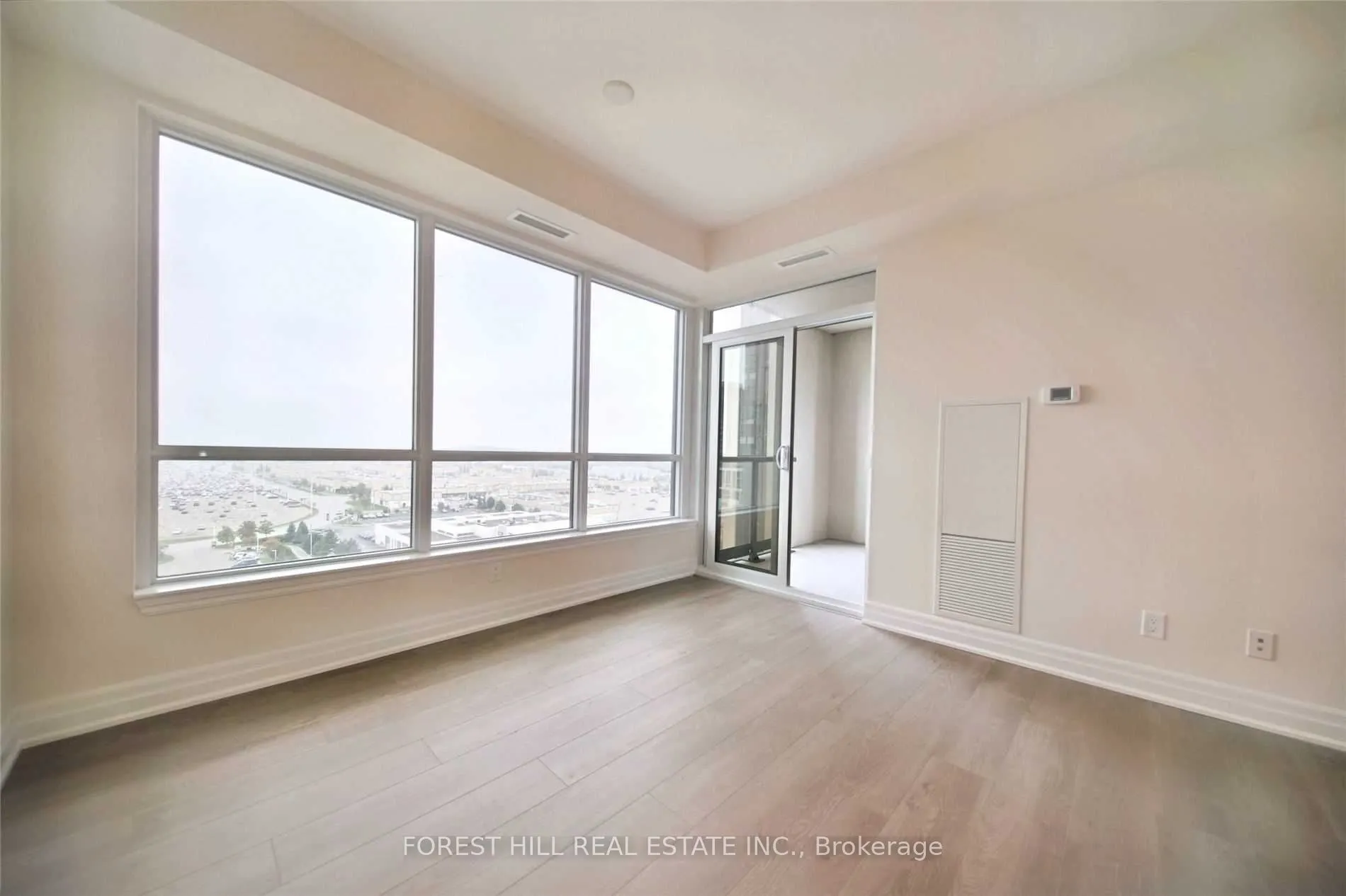 9075 Jane Street #1909
