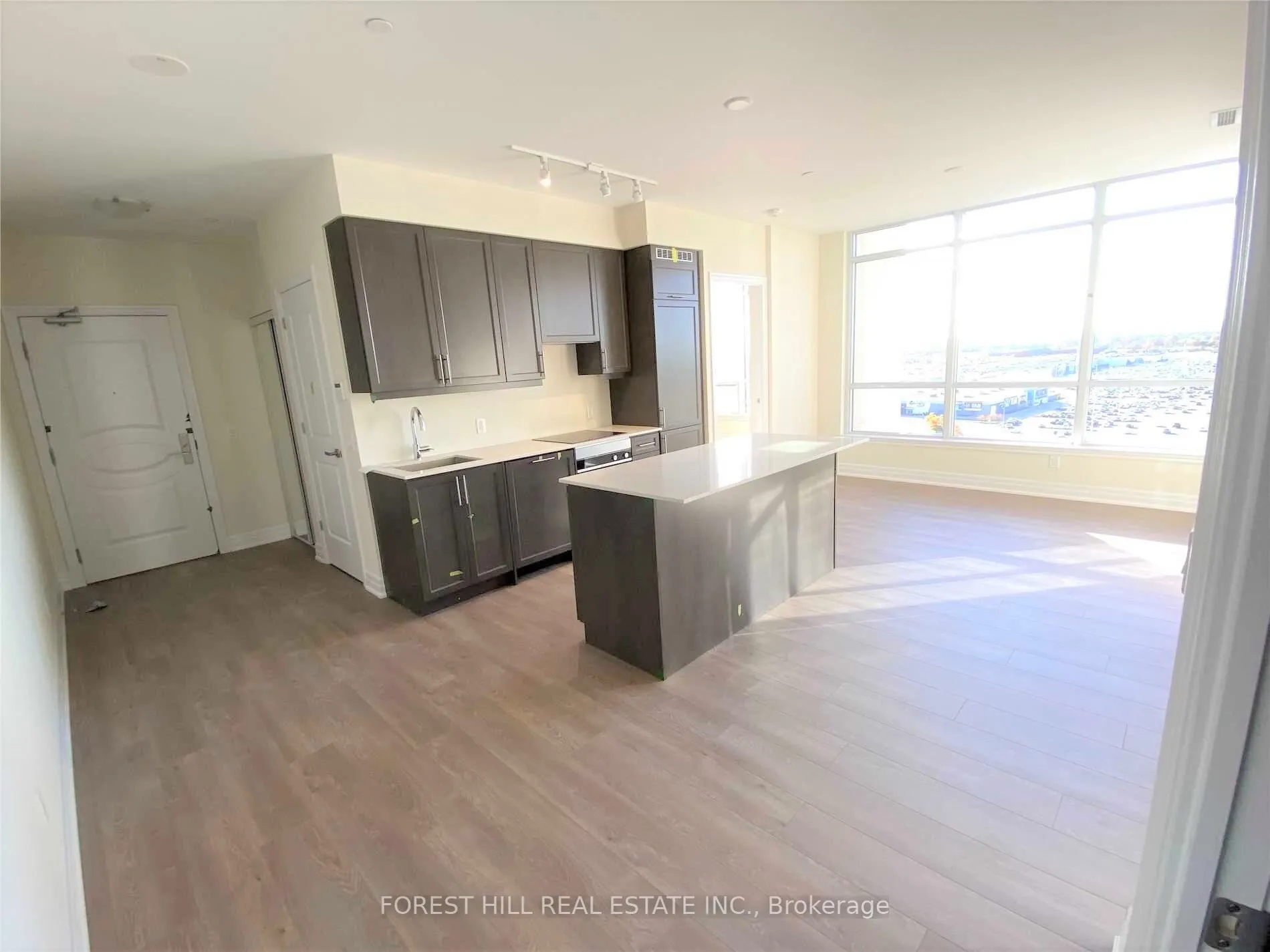 9075 Jane Street #1909