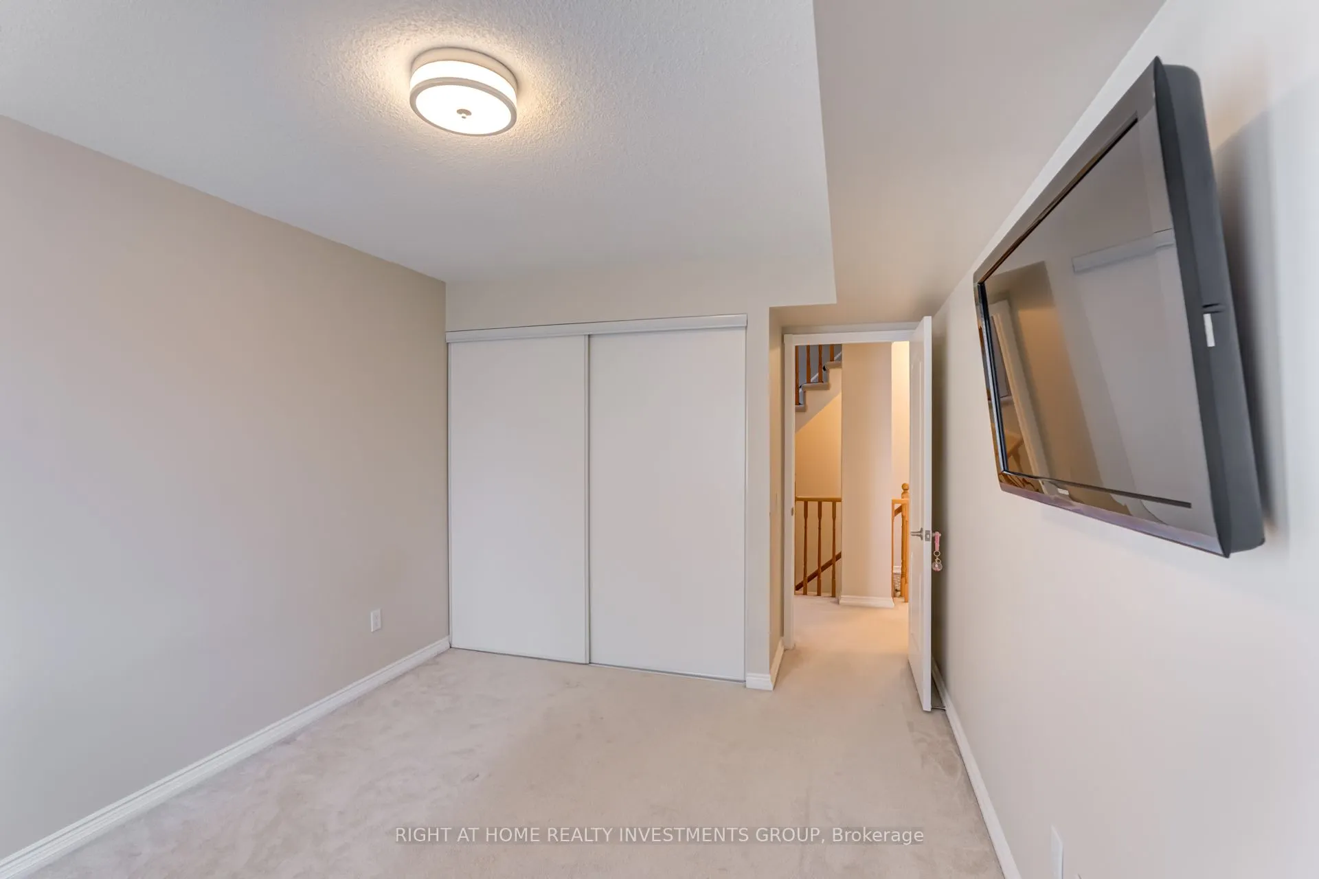 900 Steeles Avenue W, #809