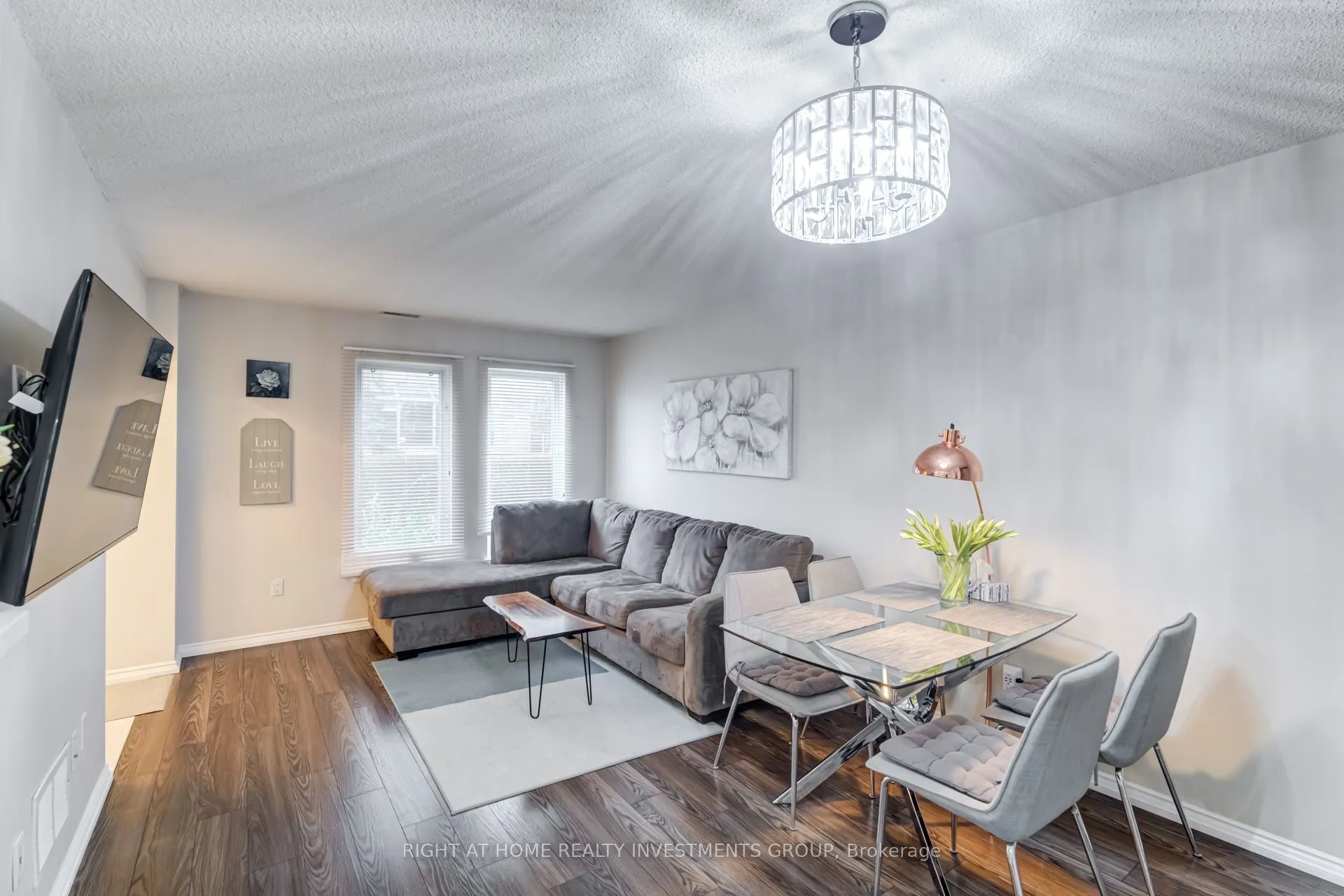 900 Steeles Avenue W, #809