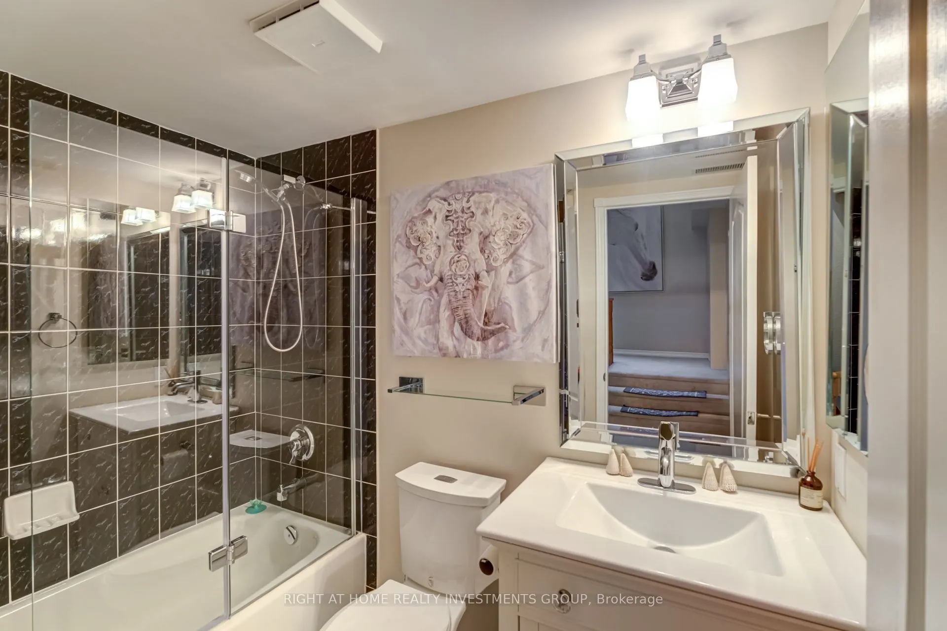 900 Steeles Avenue W, #809