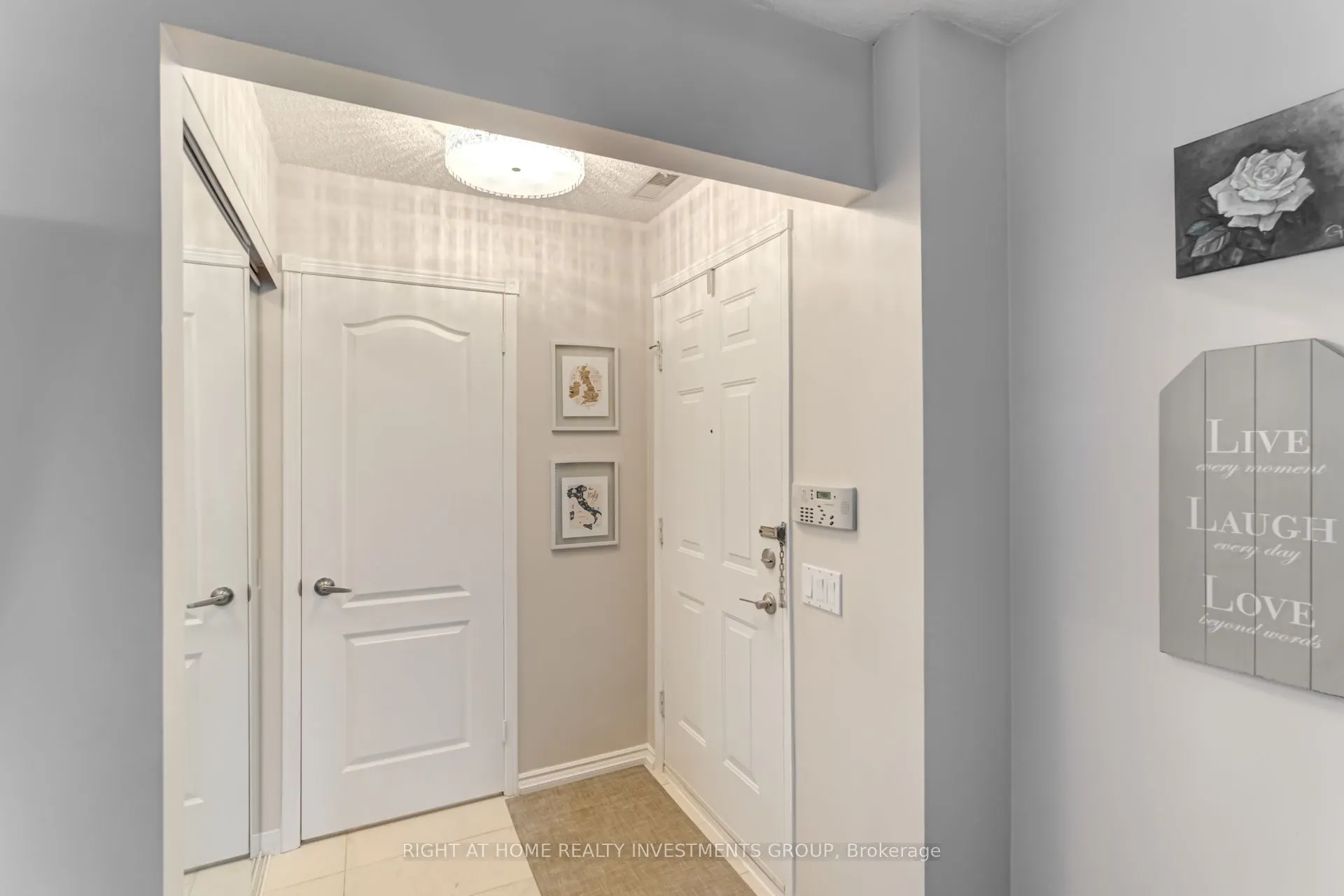 900 Steeles Avenue W, #809
