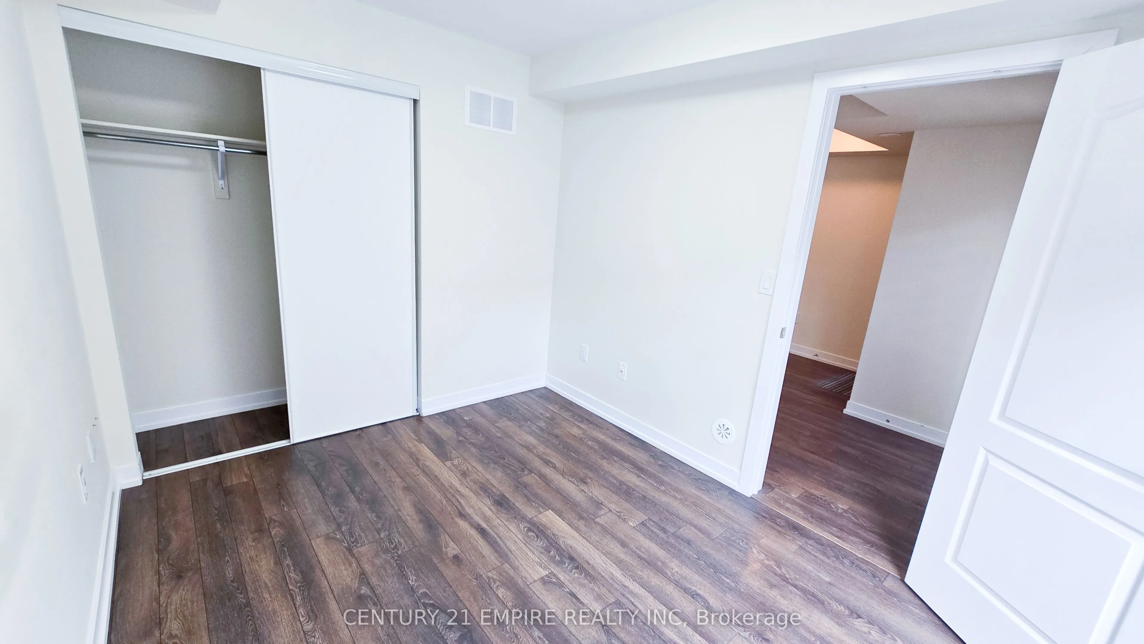 2 Westmeath Lane, #2109