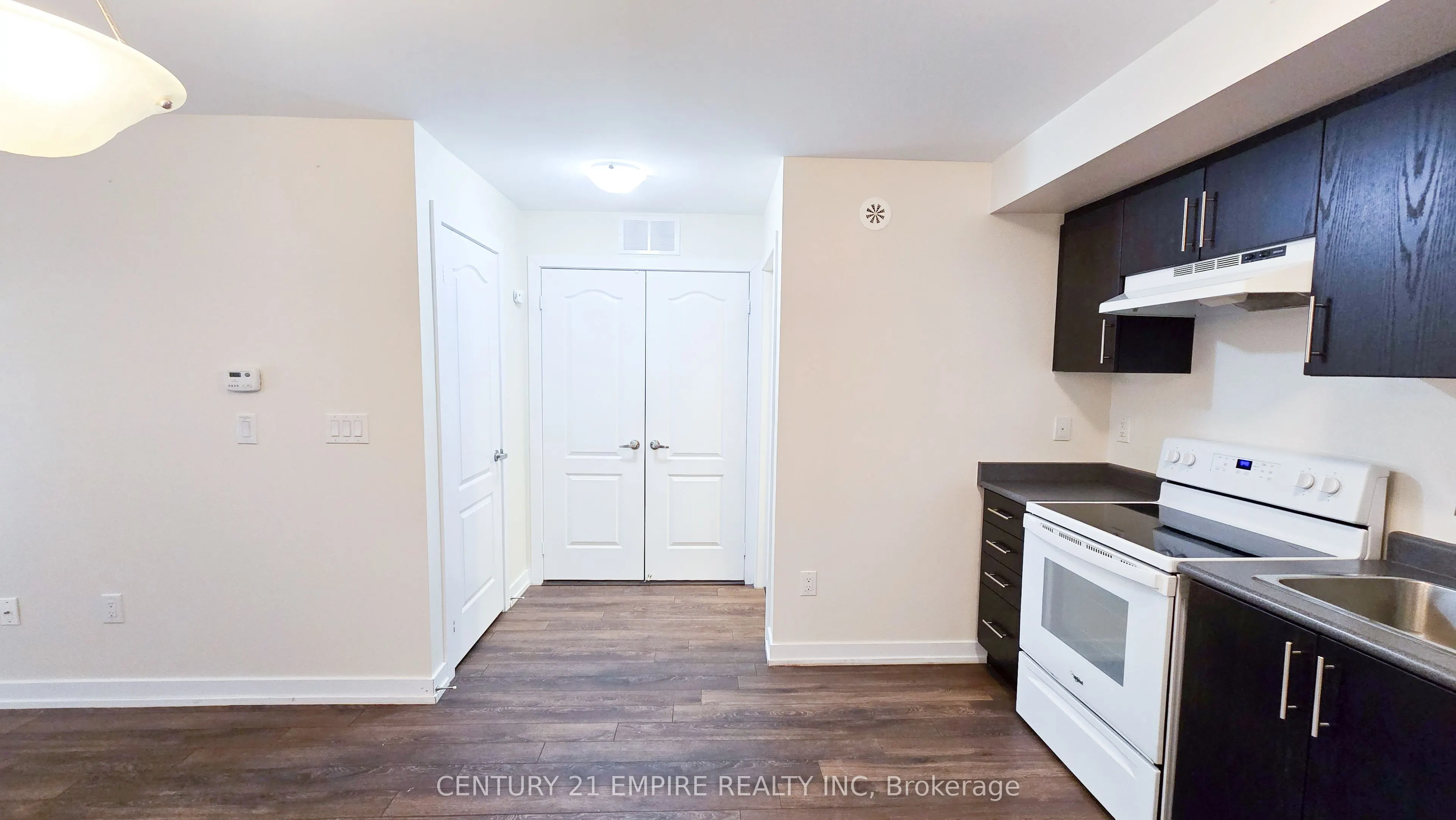 2 Westmeath Lane, #2109