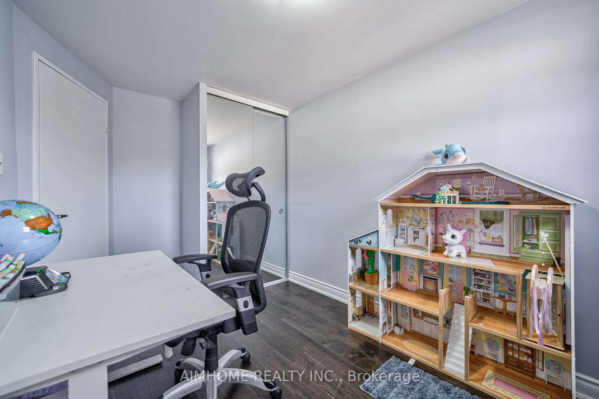 1692 John Street #30