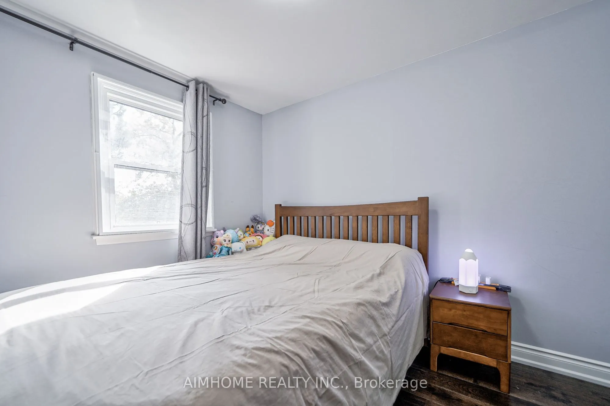 1692 John Street #30