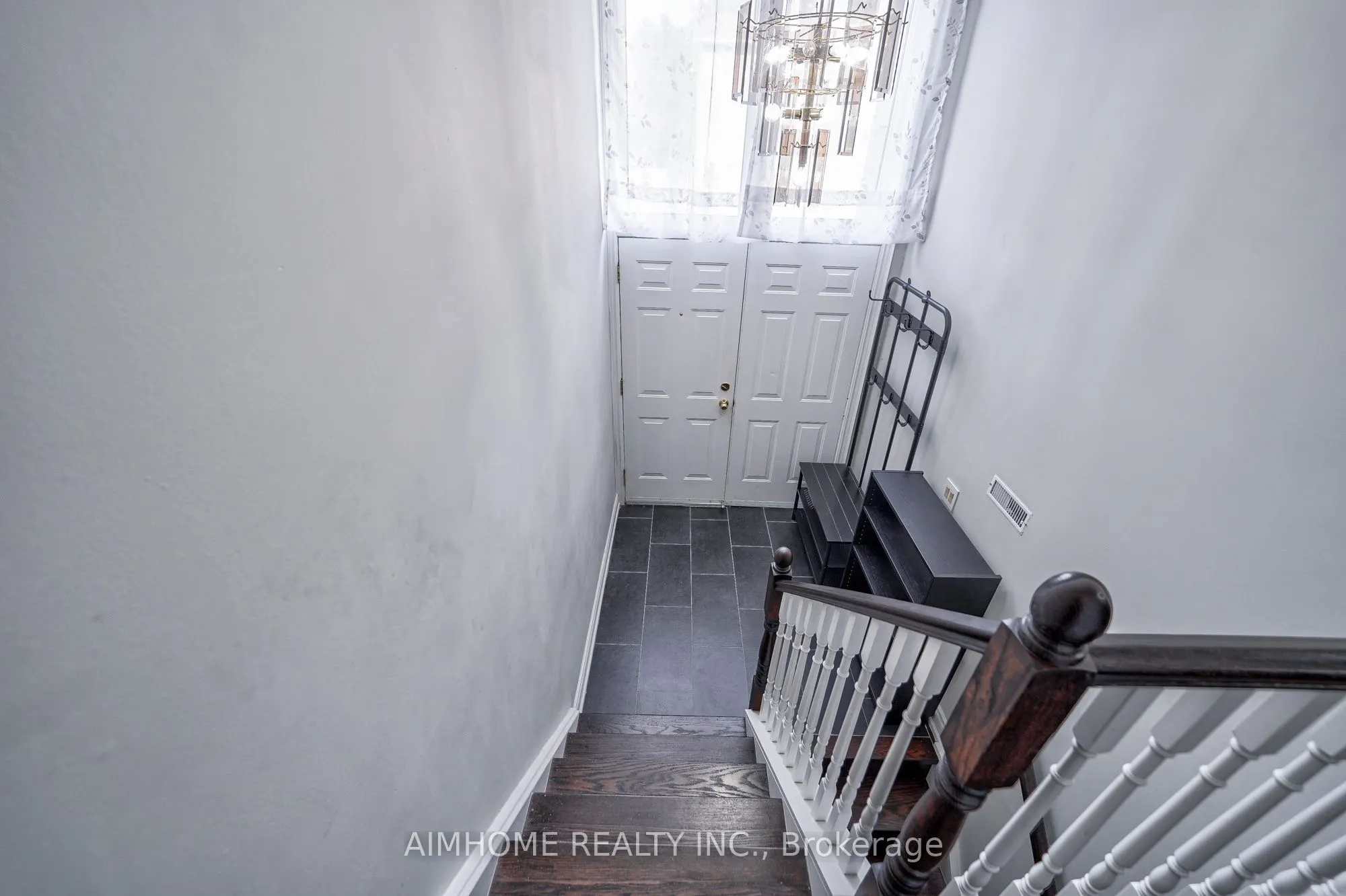 1692 John Street #30