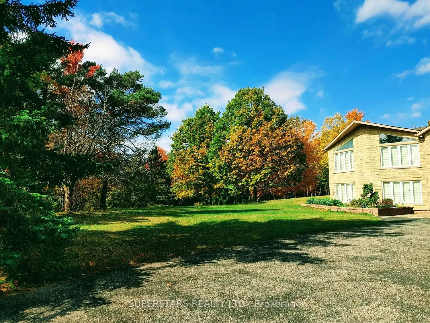 3896 St John's Side Road