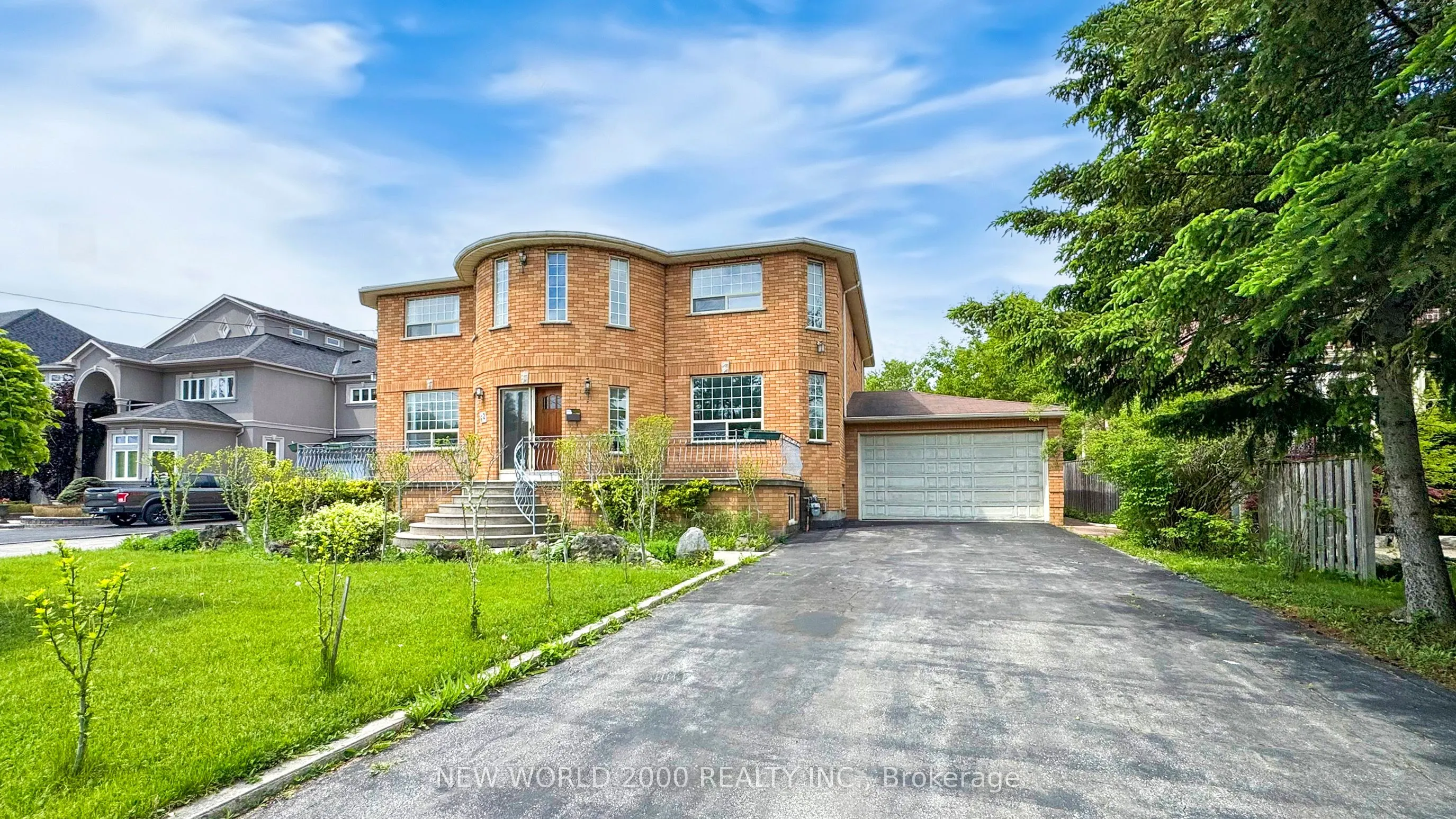 62 Langstaff Road W