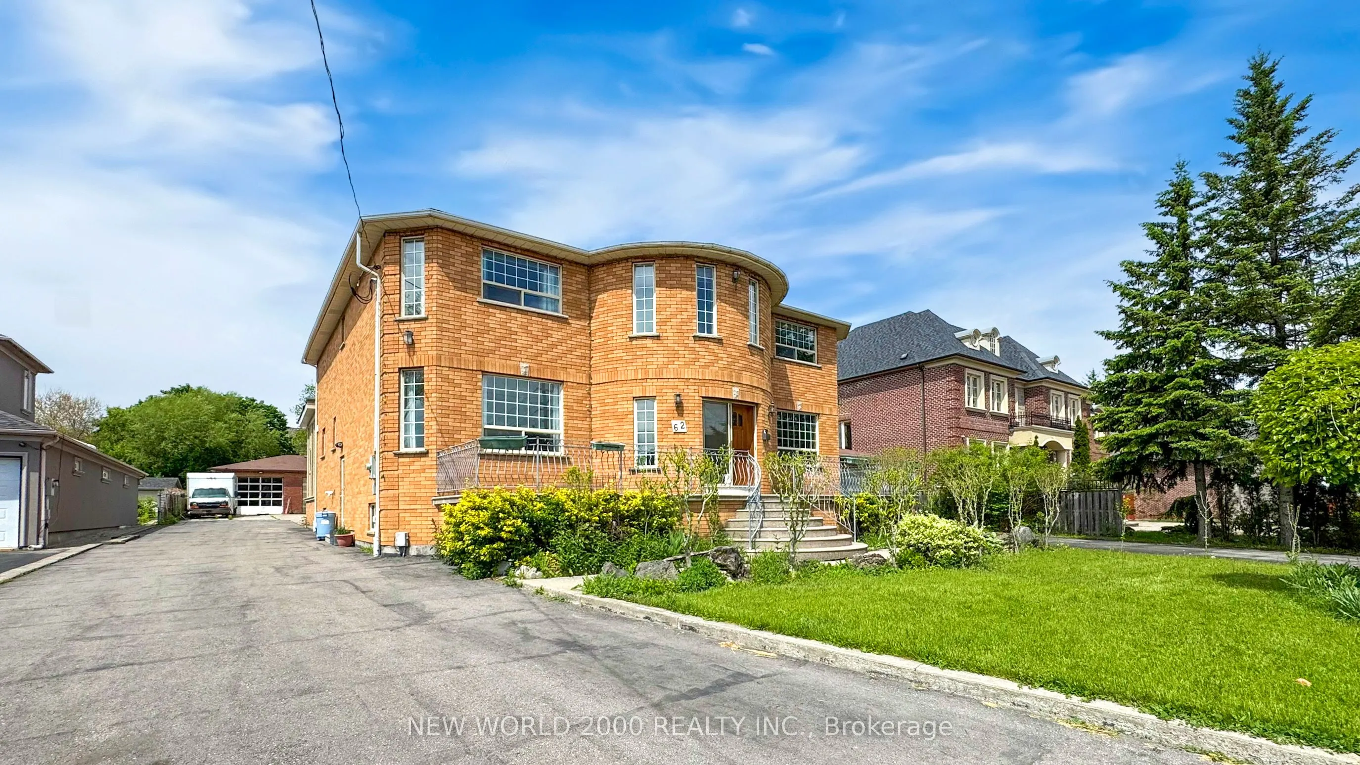 62 Langstaff Road W