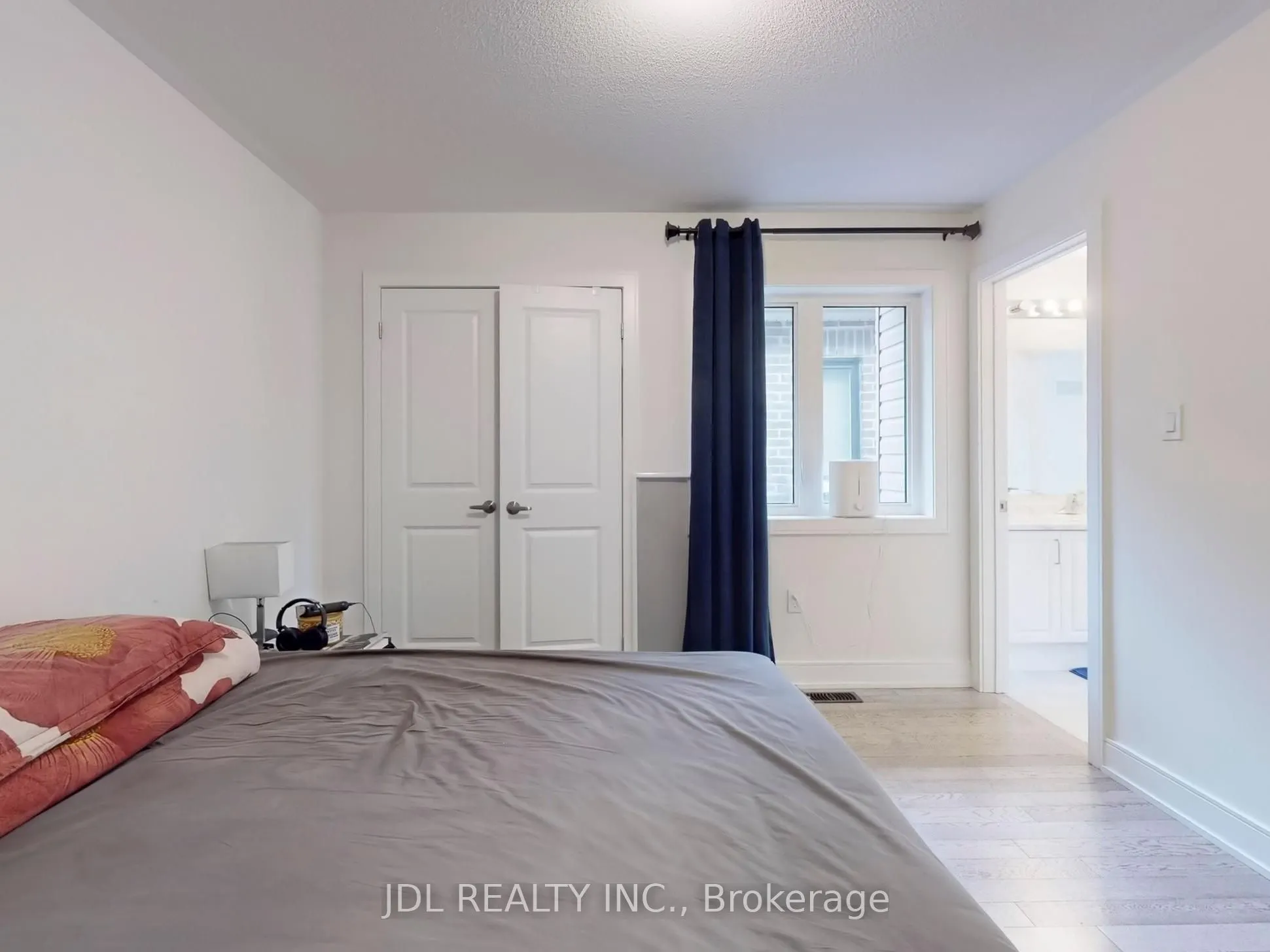143 Kenneth Rogers Crescent
