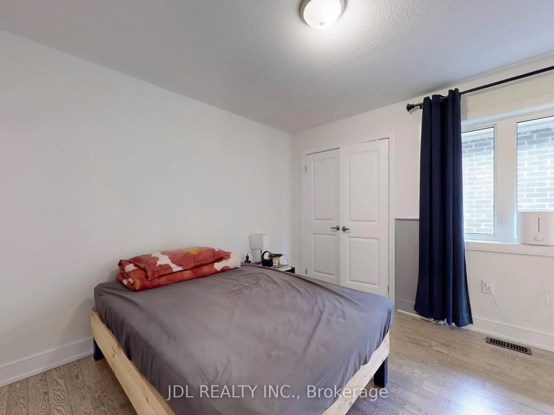 143 Kenneth Rogers Crescent