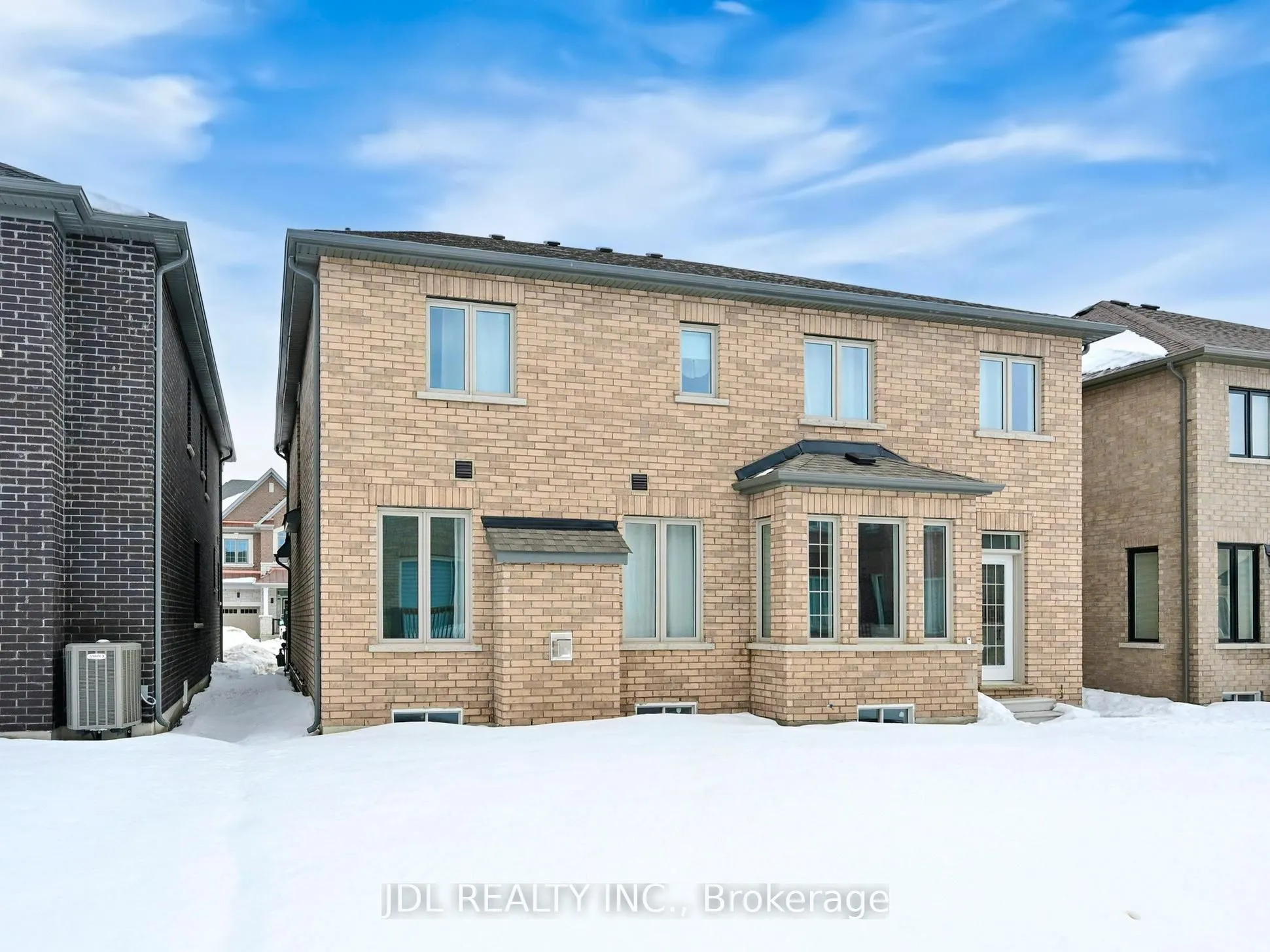 143 Kenneth Rogers Crescent