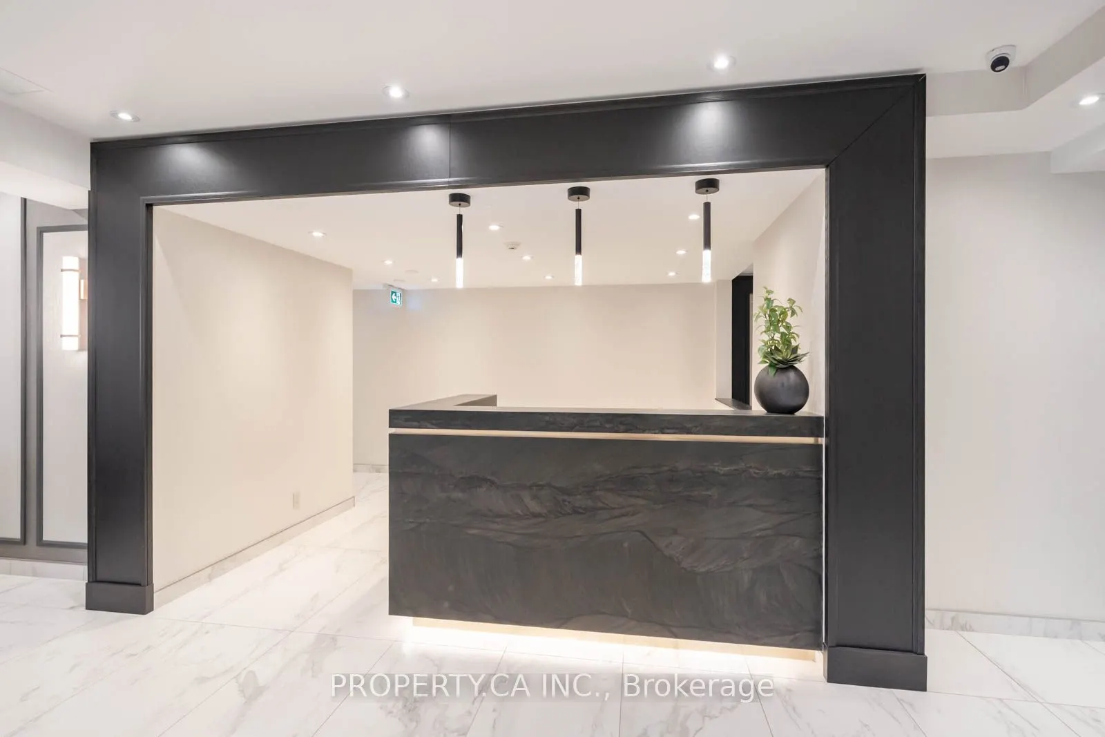 7460 Bathurst Street #605