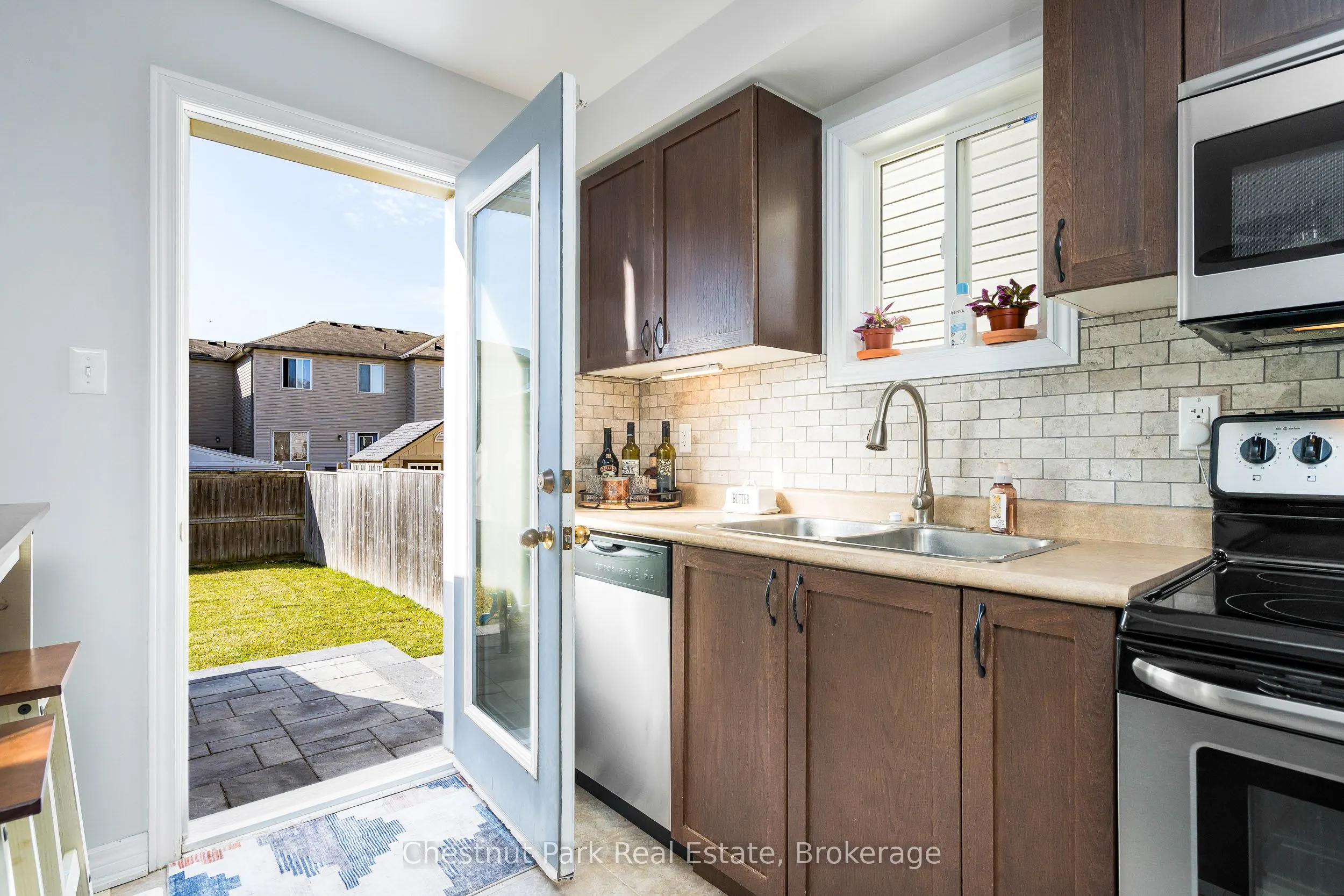19 Admiral Crescent