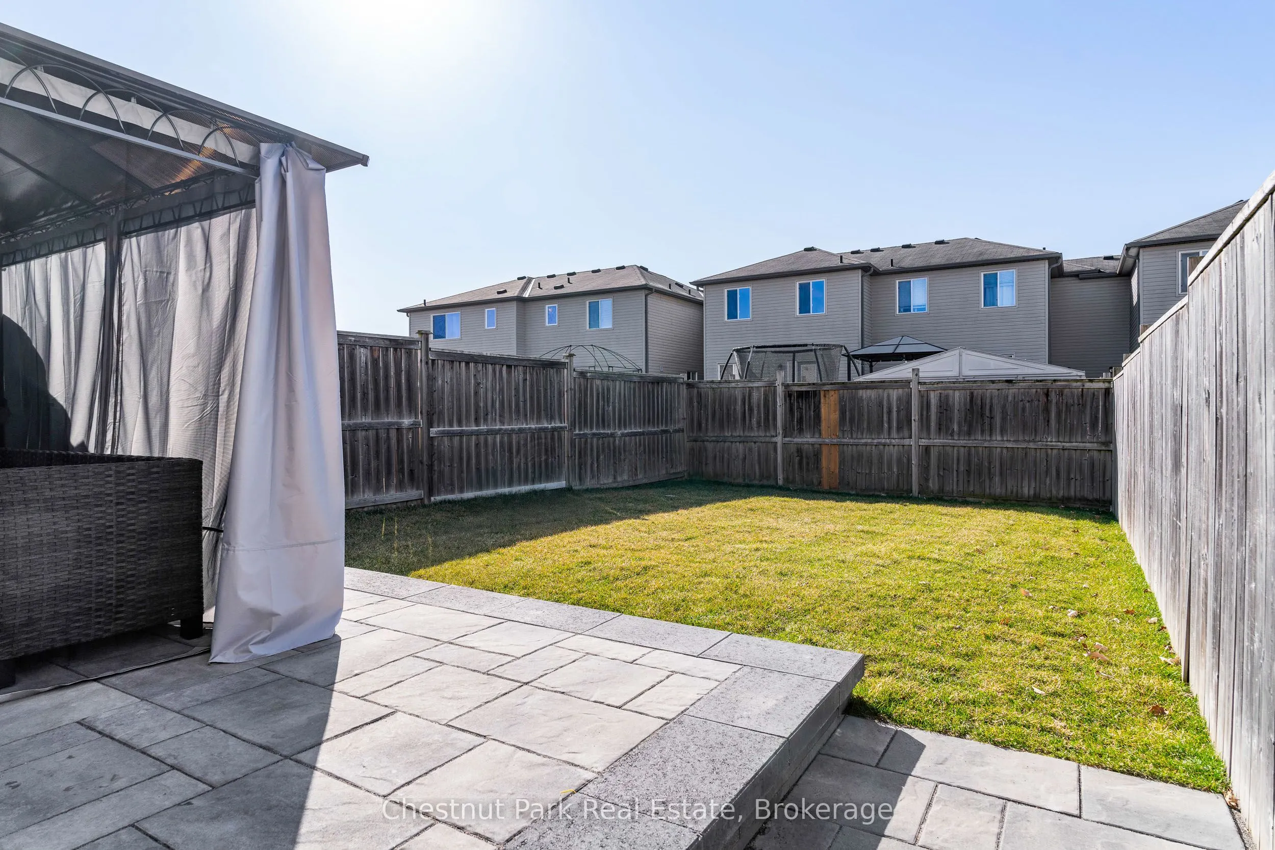 19 Admiral Crescent